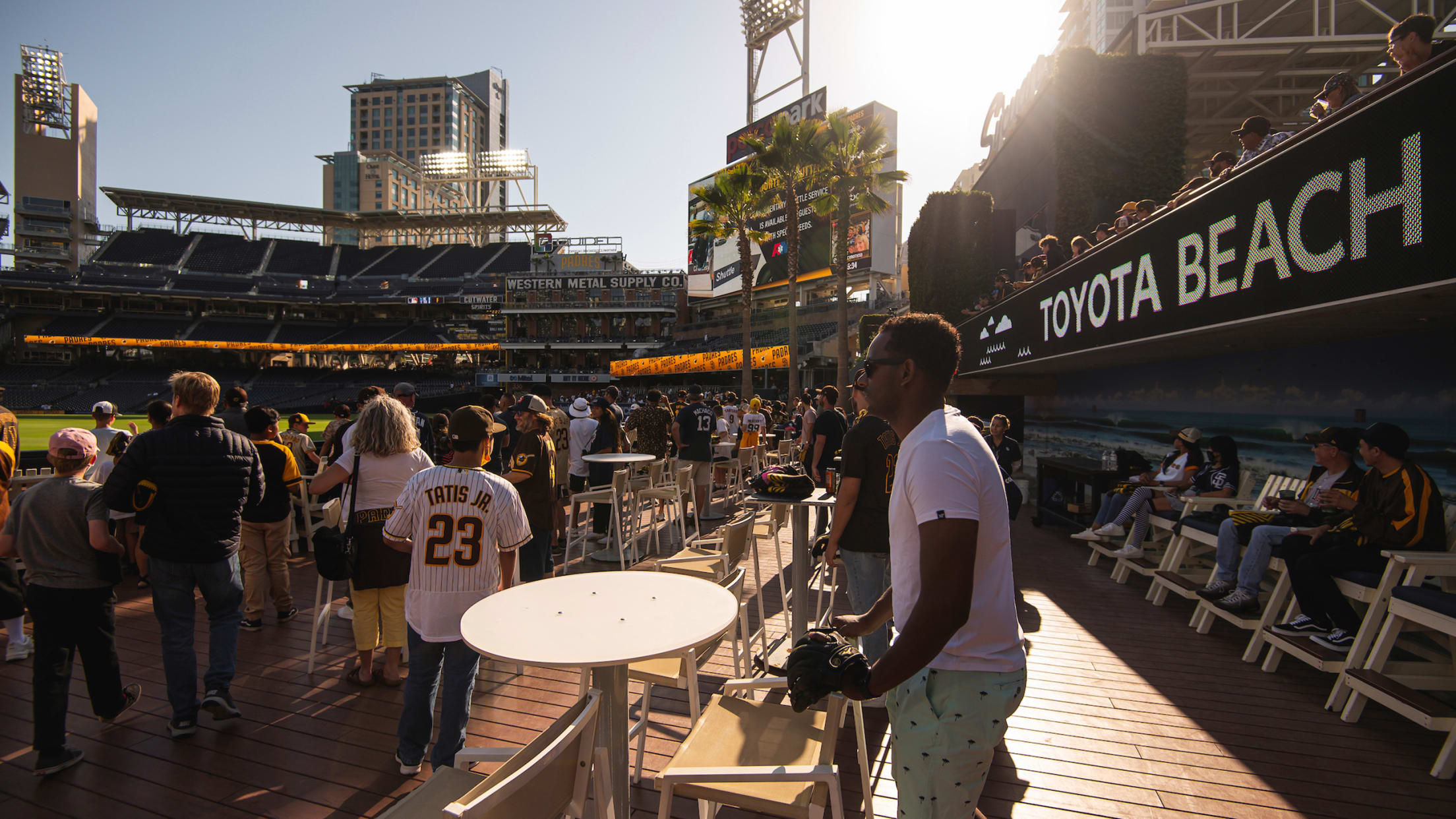Get Your Specially Priced San Diego Padres Tickets From ! ⋆  Gaslamp Quarter