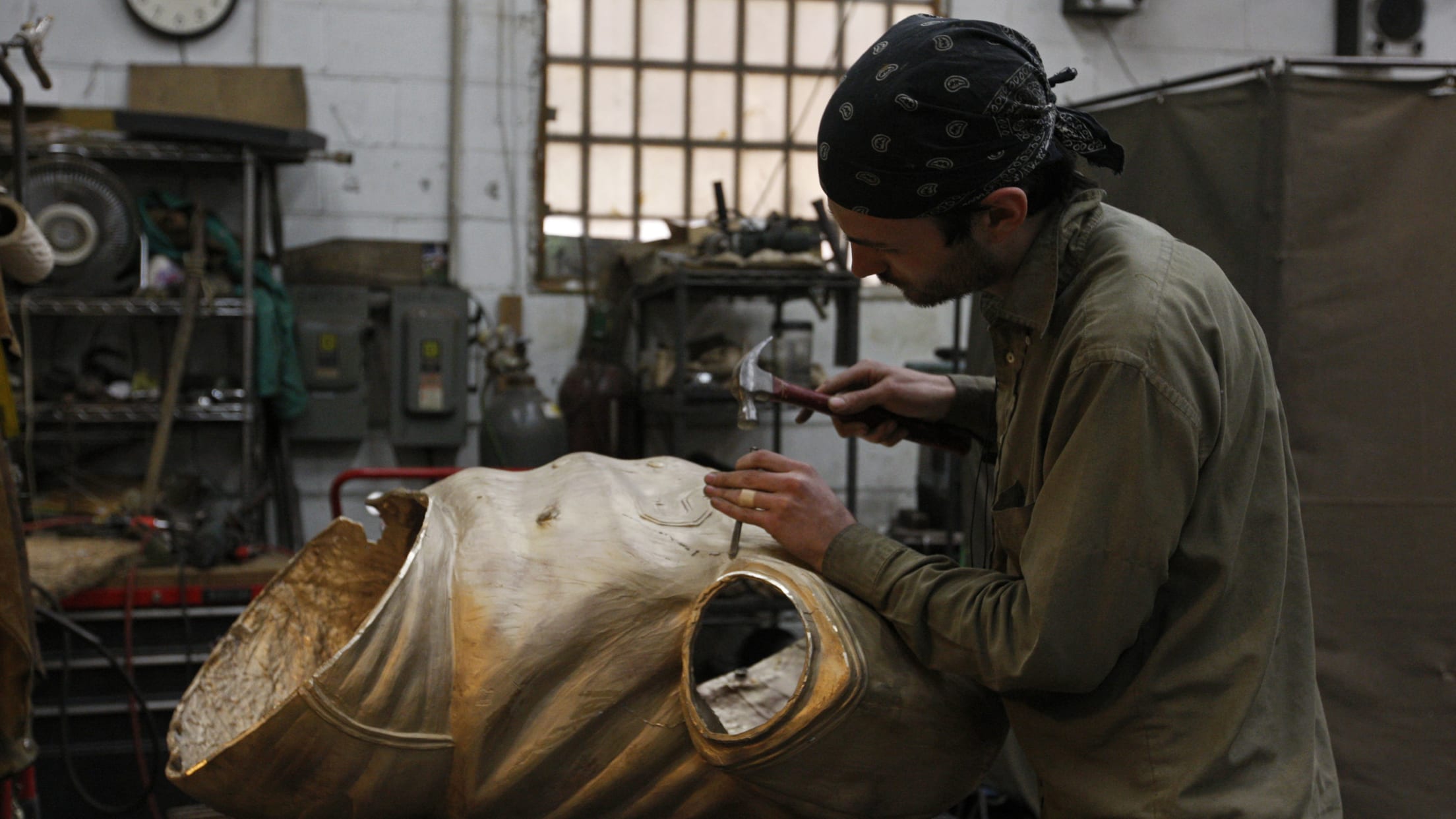 bal-the-sculptor-behind-the-orioles-legends-010