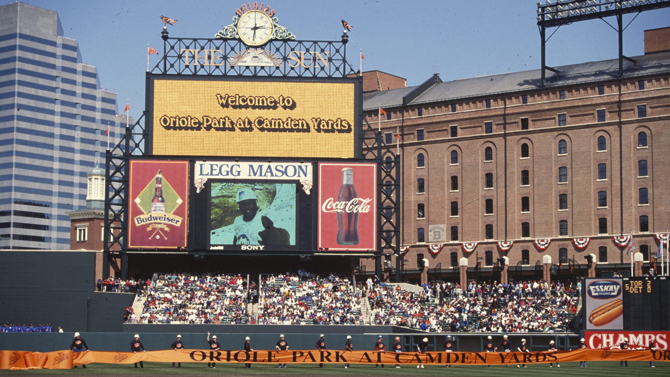 bal-the-ballpark-that-forever-changed-baseball-turns-30-012