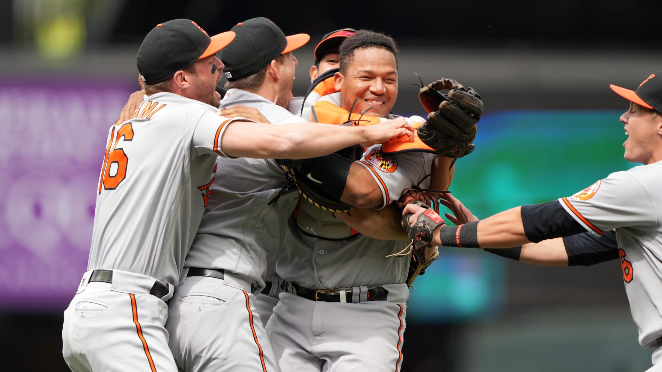 008Birdland Playback: John Means Makes History