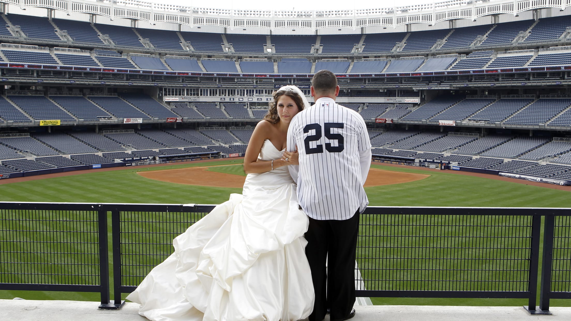 Yankees Wedding Dress