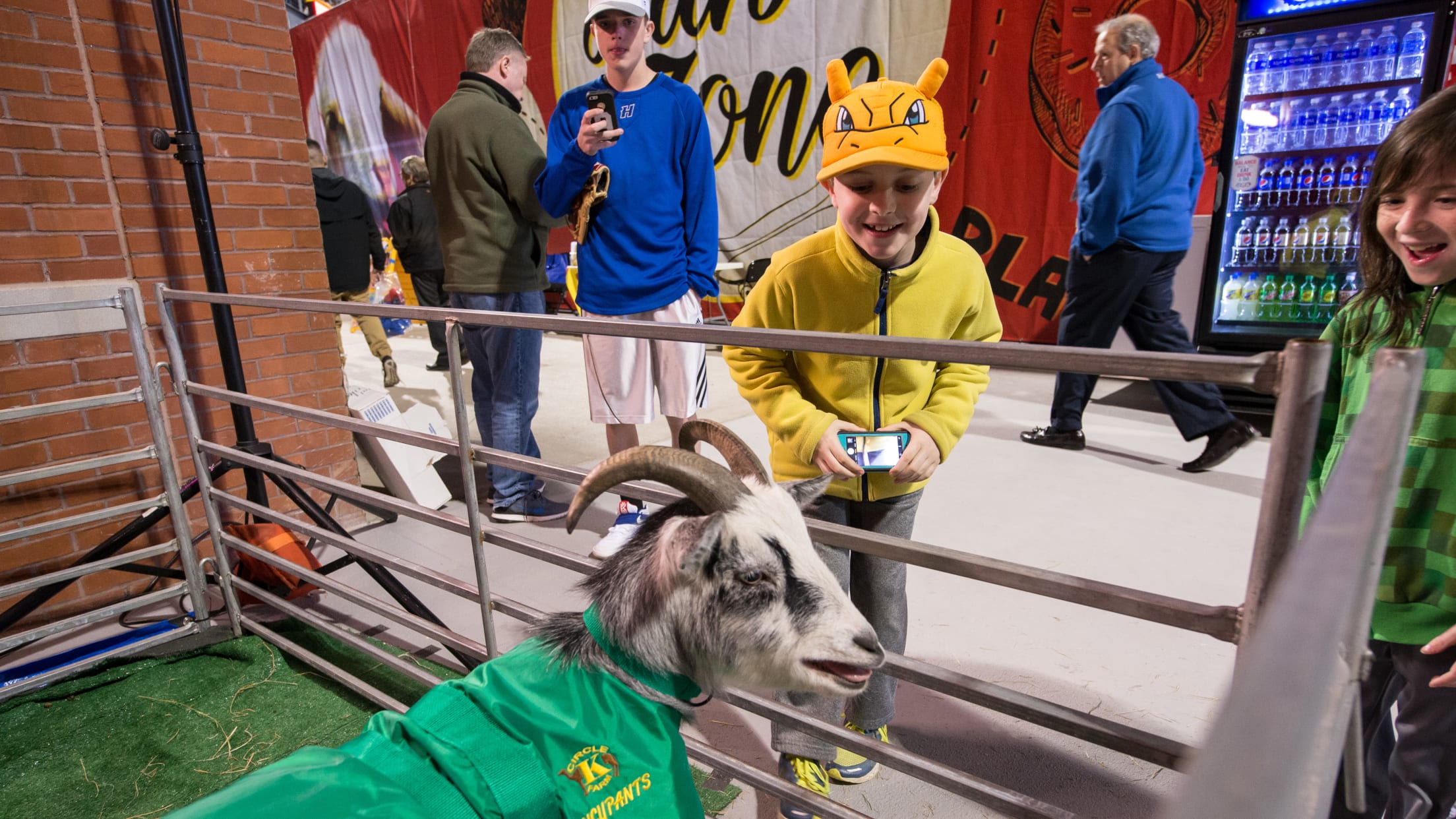 Hartford Yard Goats 'so excited to see baseball return' at Dunkin' Donuts  Park opener (photos) 