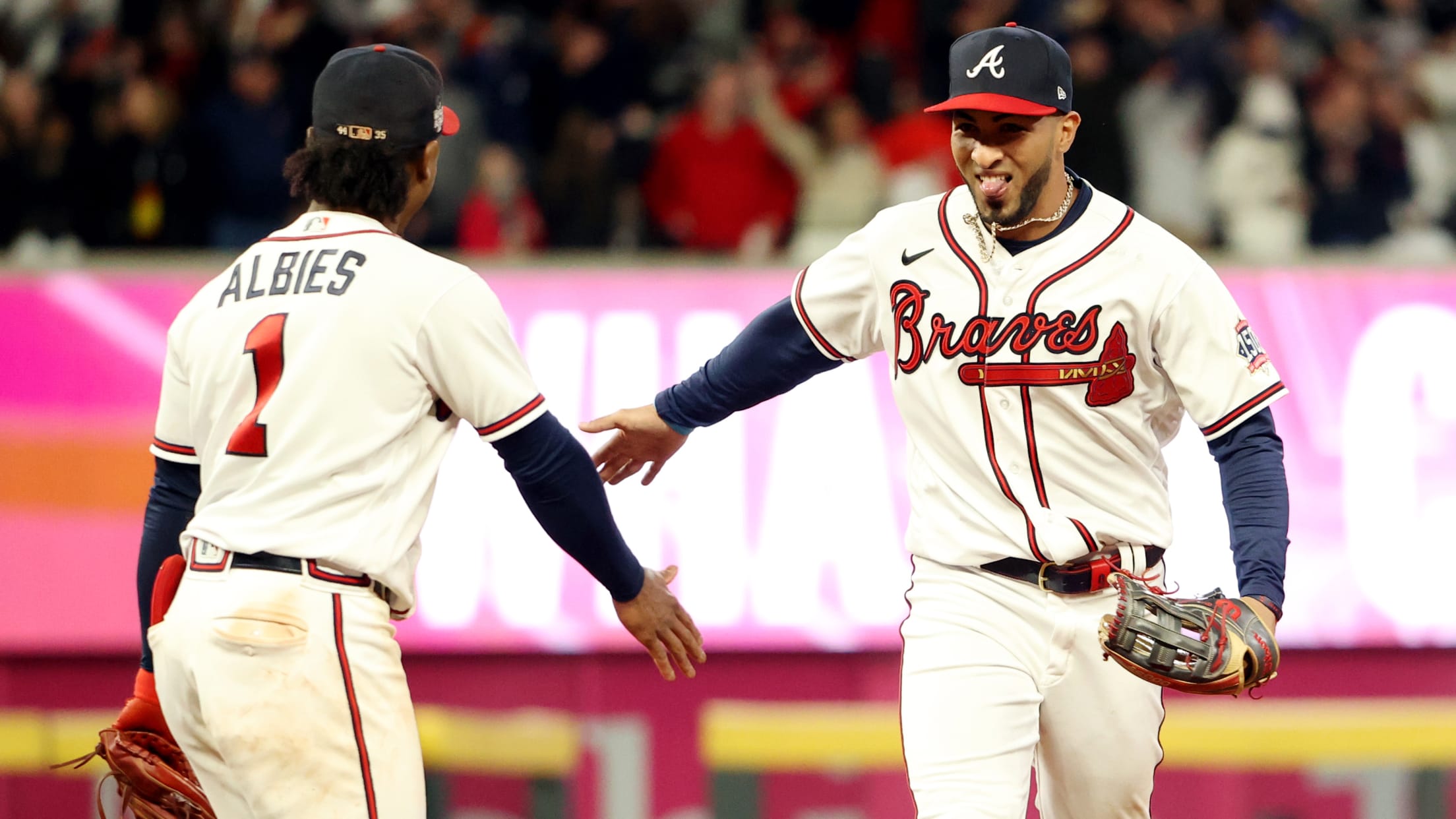 06_20211030MD_6507054