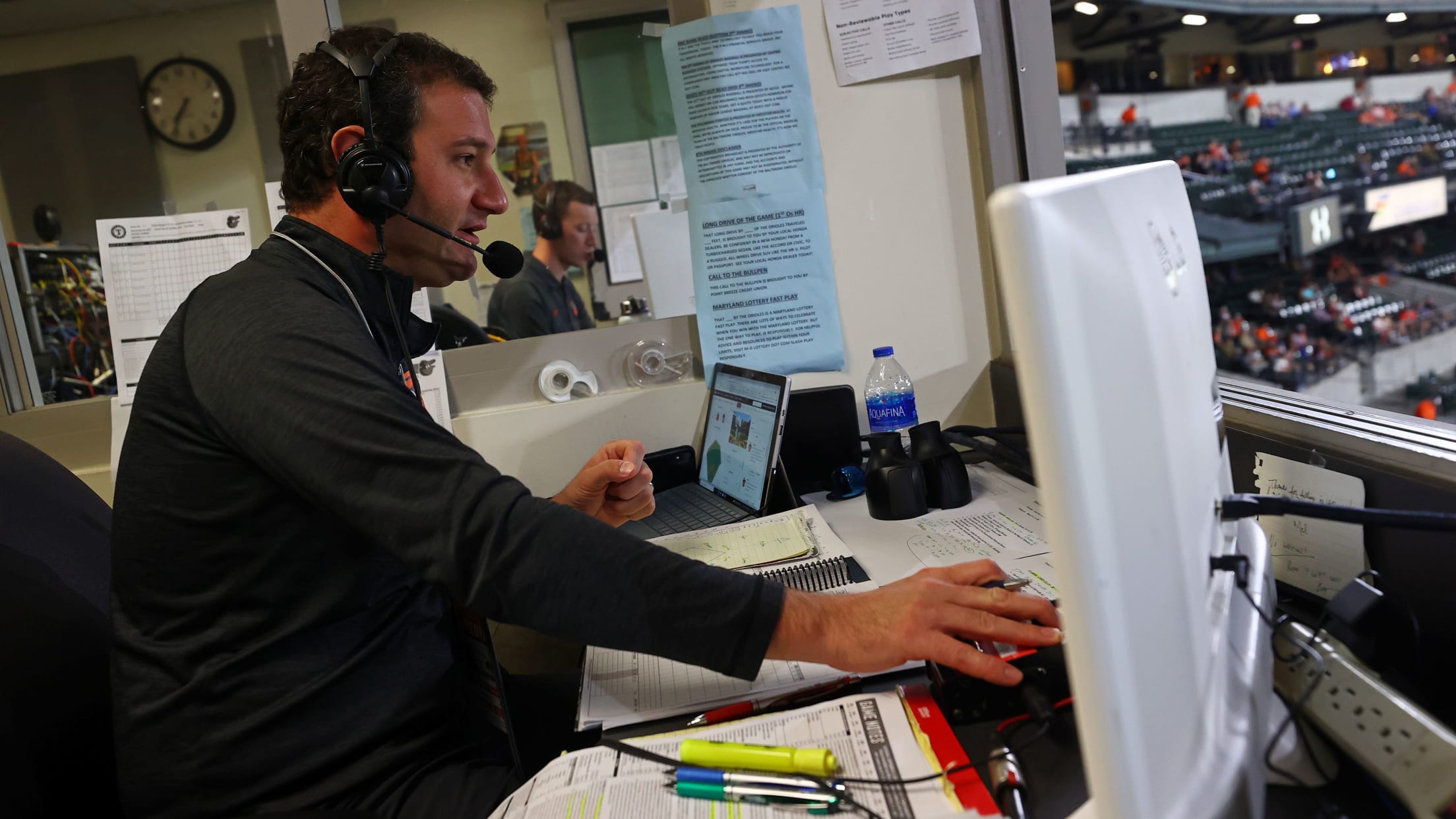 bal-brett-hollander-making-his-childhood-dream-come-true-004