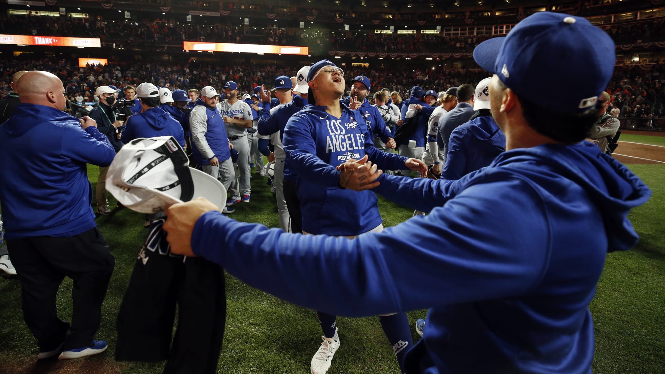 06_20211014LC_2618440