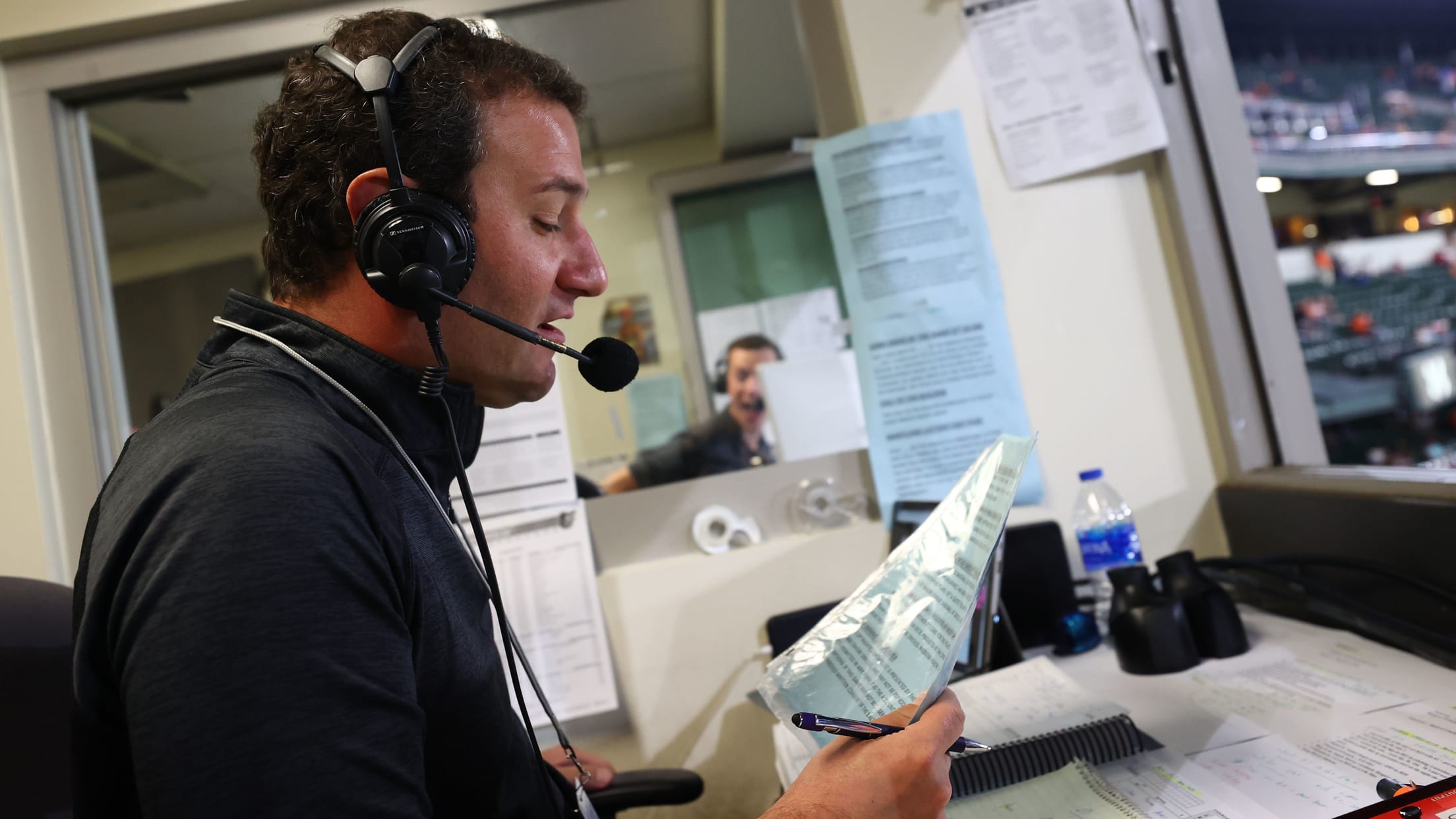 bal-brett-hollander-making-his-childhood-dream-come-true-006