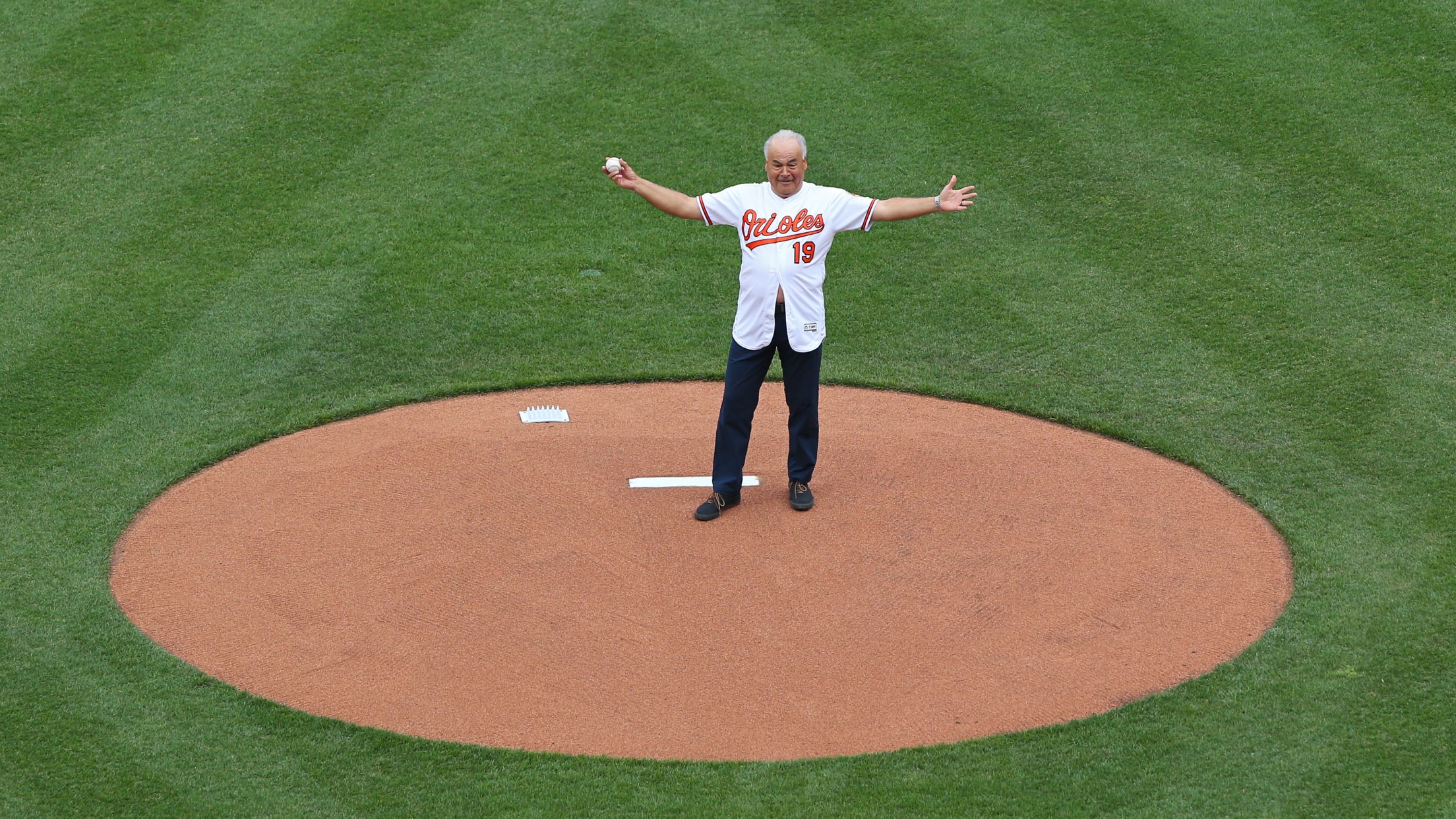 bal-catching-up-with-joe-angel-003