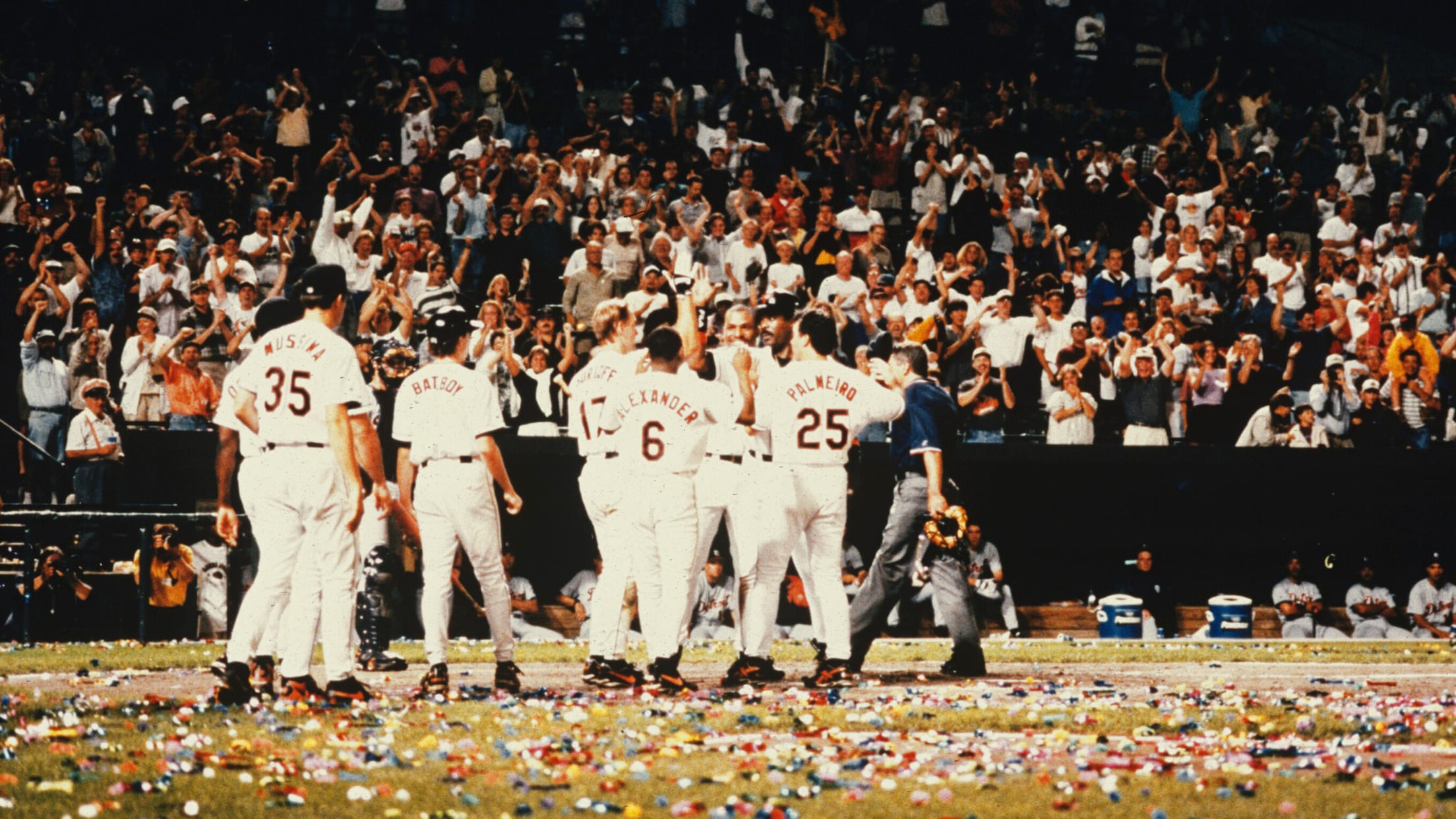 bal-remembering-eddie-murrays-500th-home-run-010