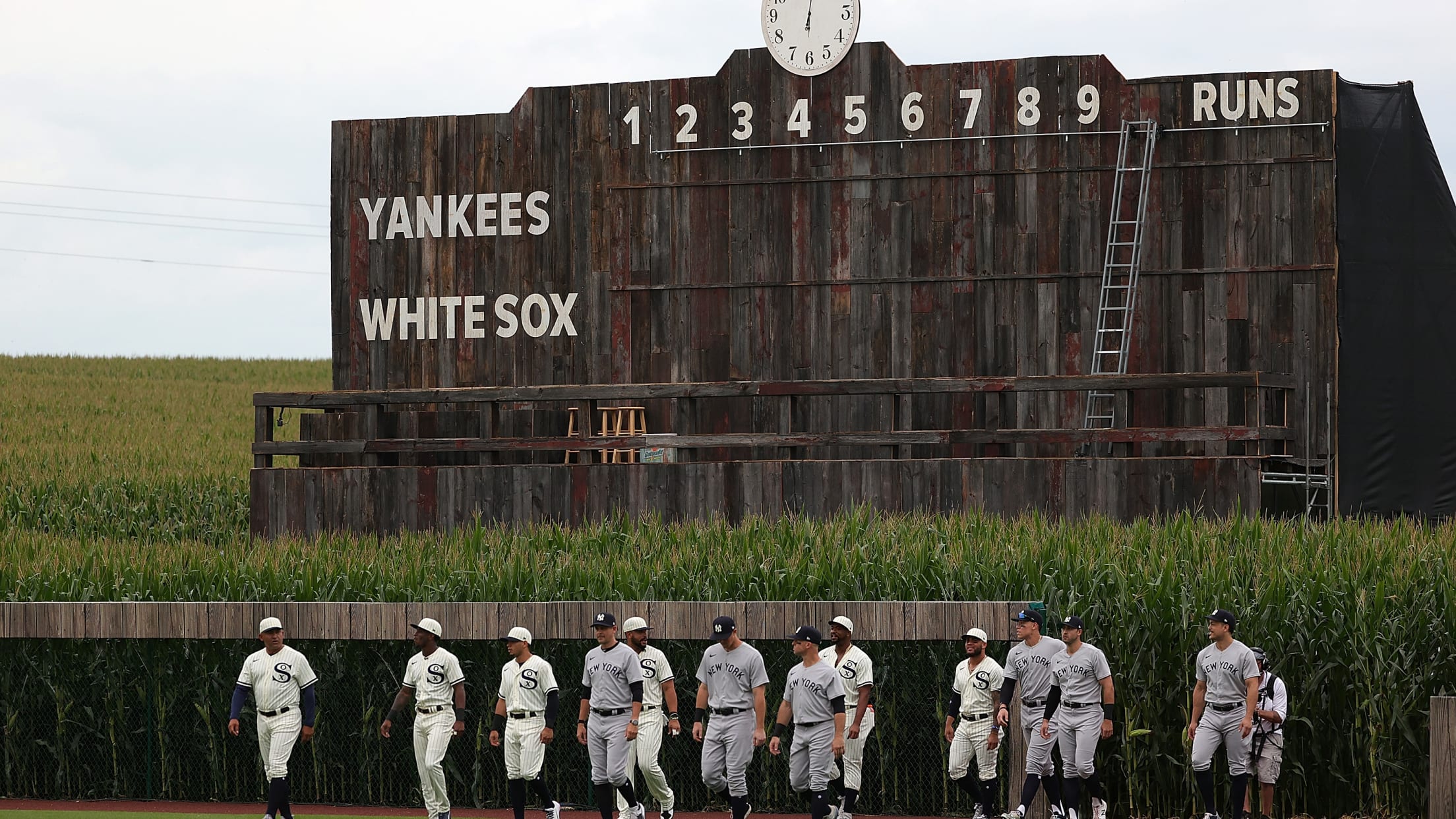 Photos: Field of Dreams game brings Hollywood to Midwest