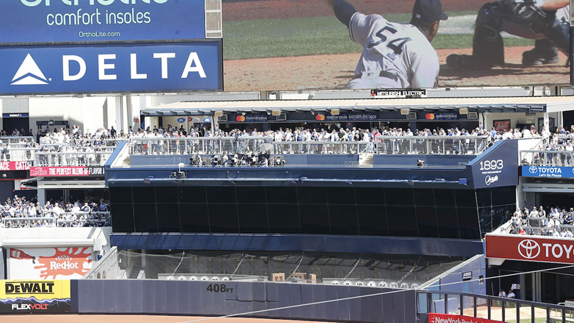 Yankee Stadium Social Gathering Locations