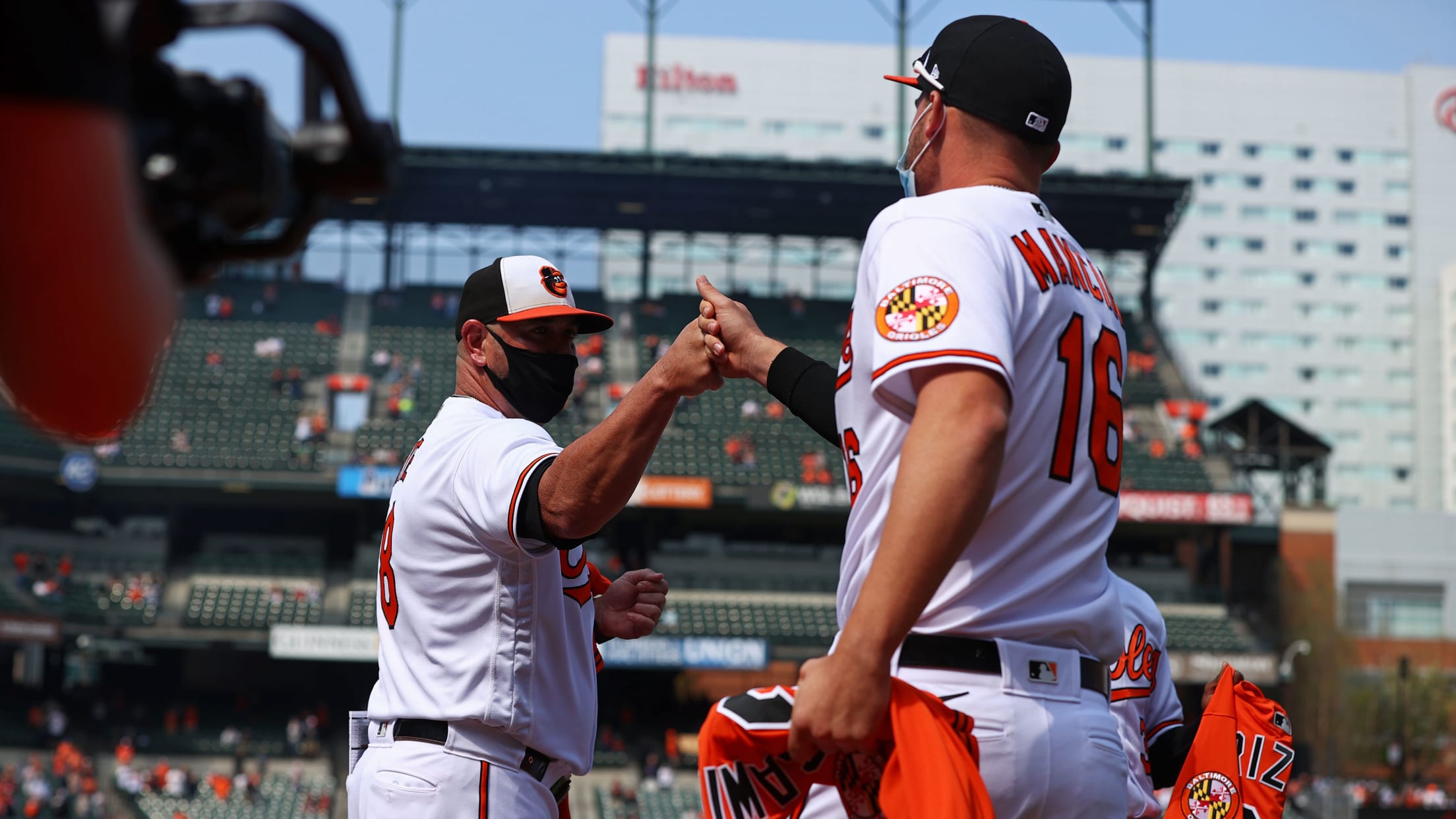 bal-2001-orioles-home-opener-025