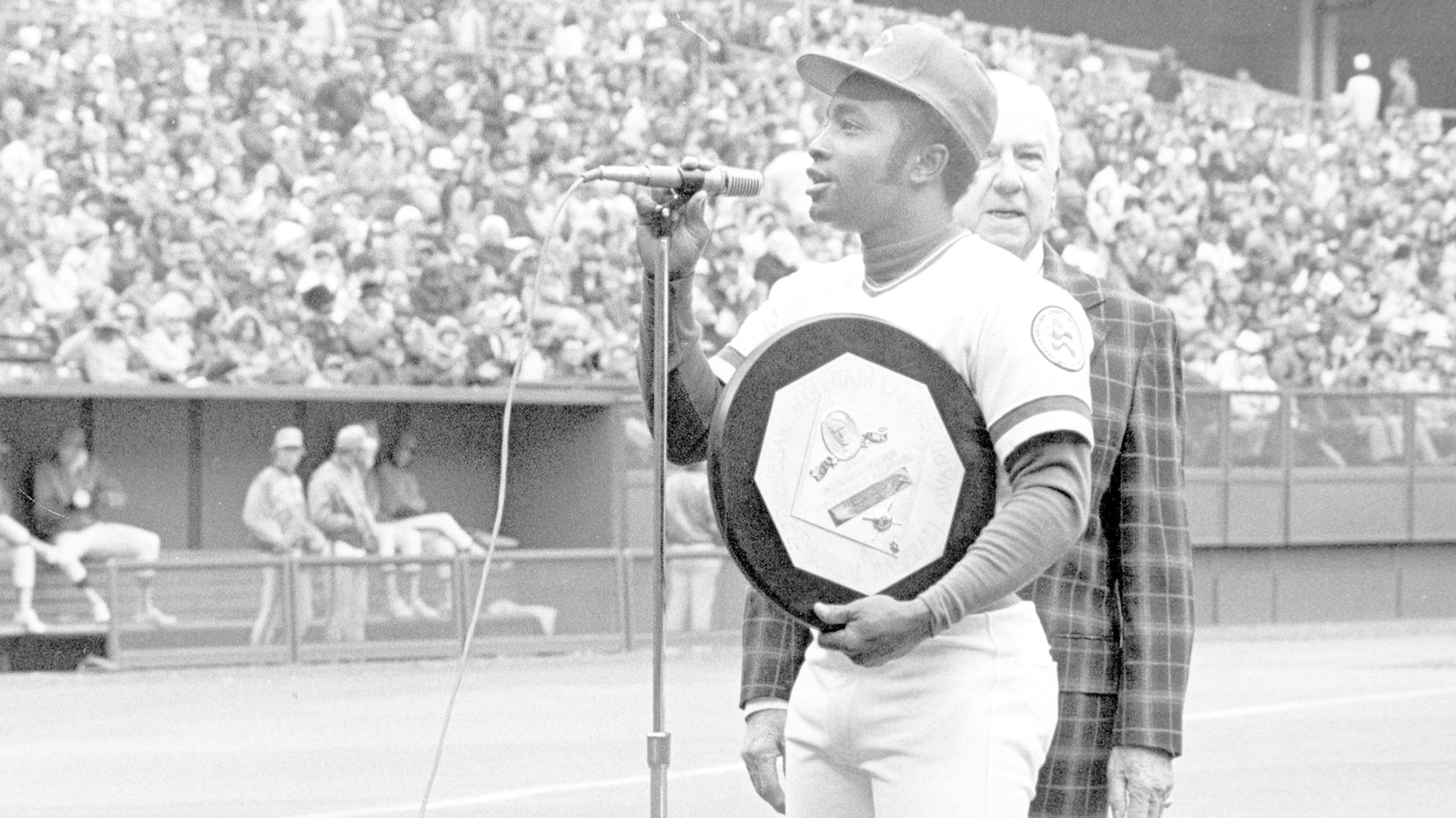 Cincinnati Reds on X: #OTD in #Reds history, 1978: Joe Morgan hits his  200th career home run, making him the first major leaguer ever with 200 HR  and 500 SB. Morgan has