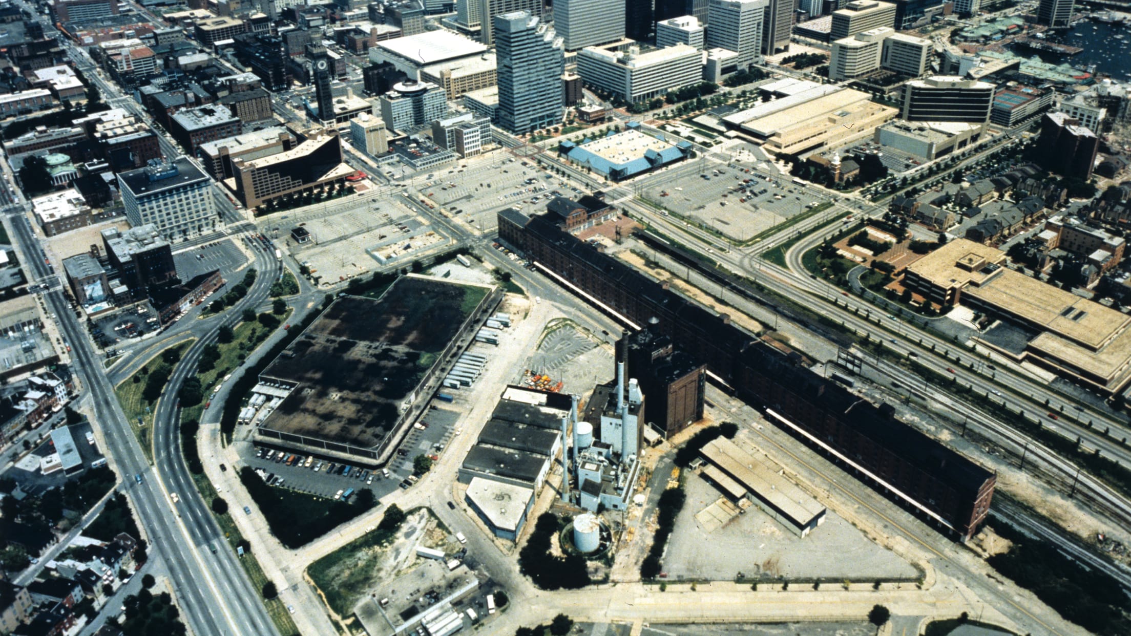 bal-the-ballpark-that-forever-changed-baseball-turns-30-004