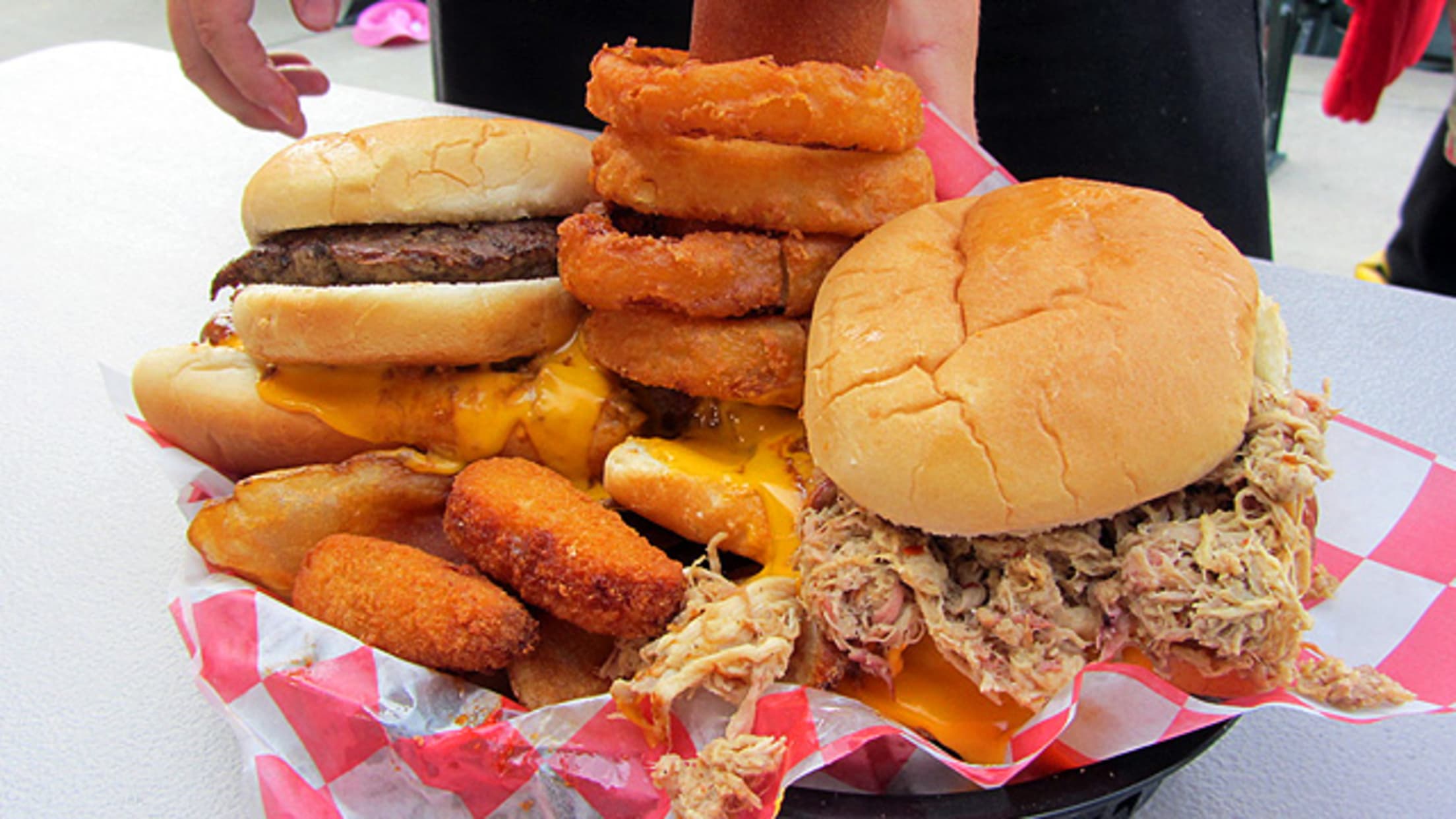 clawlossal_dpqhg2g2_bhoqx7l8