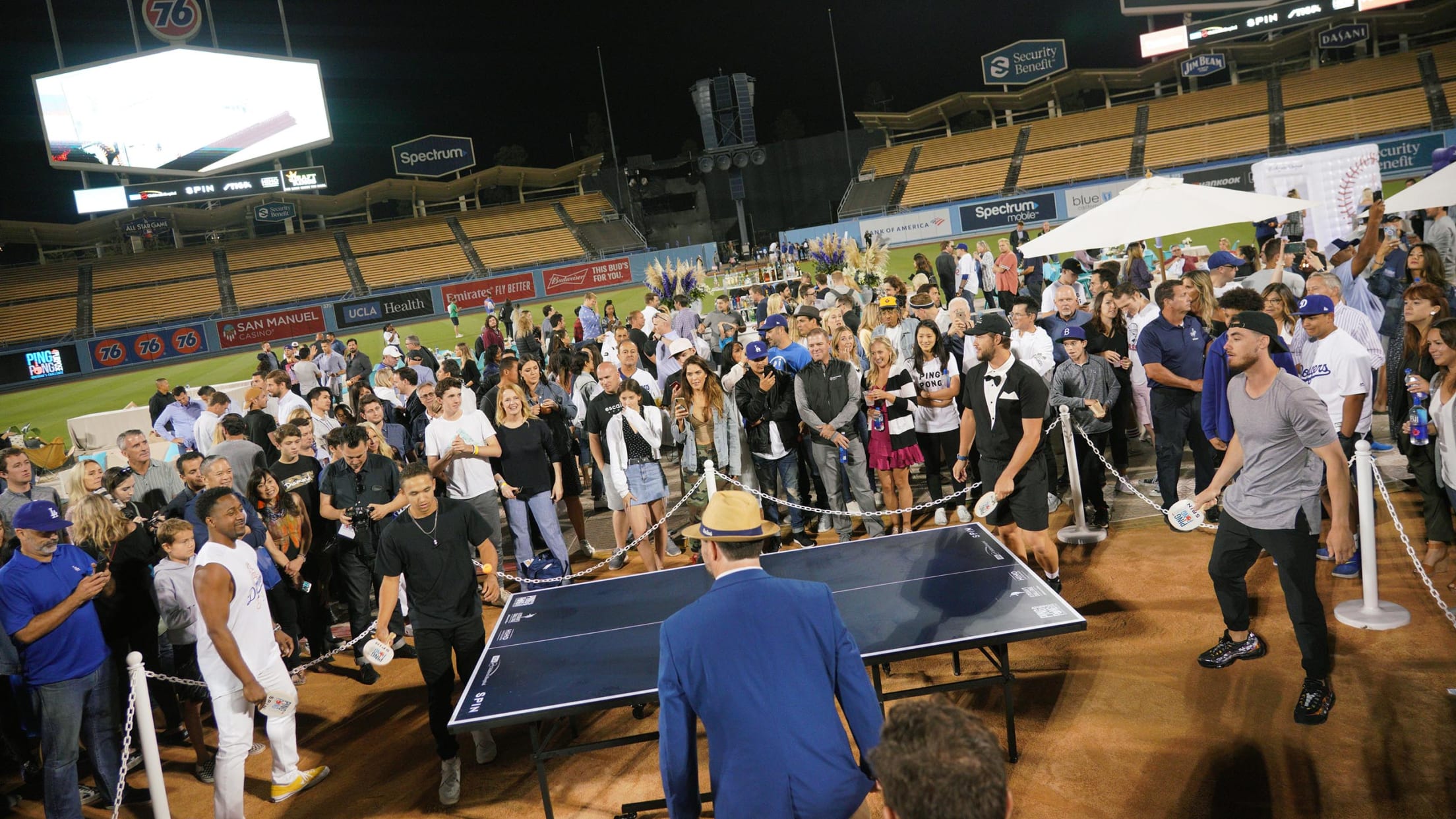 Clayton Kershaw and Family Attend Charity Ping Pong Tournament