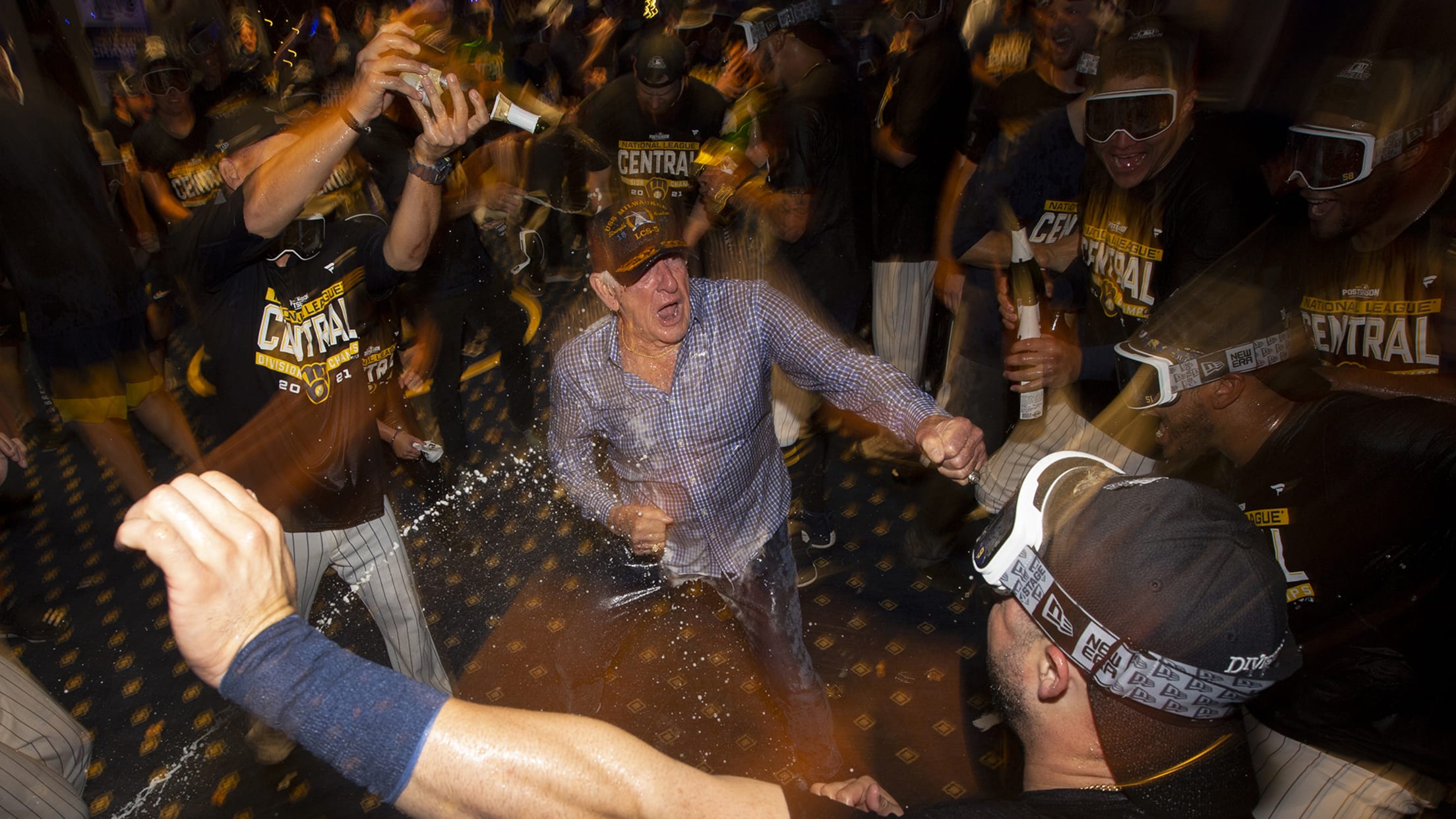 Bob Uecker celebrates with the Brewers