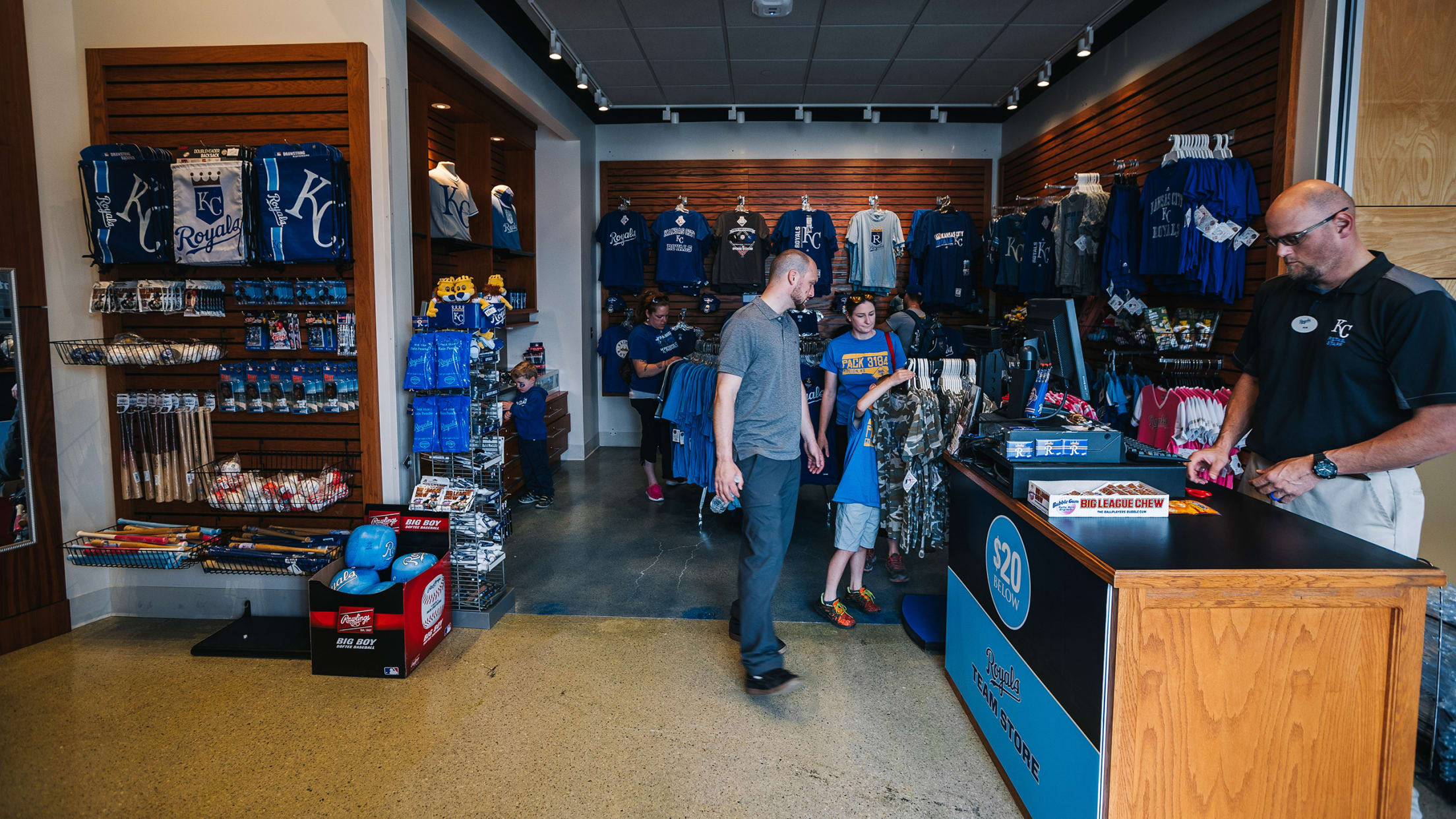 Kansas City Royals - It's K-State Night! Get your #Royals branded Wildcat  gear at #TheK's Team Store and inside Gate A tonight.