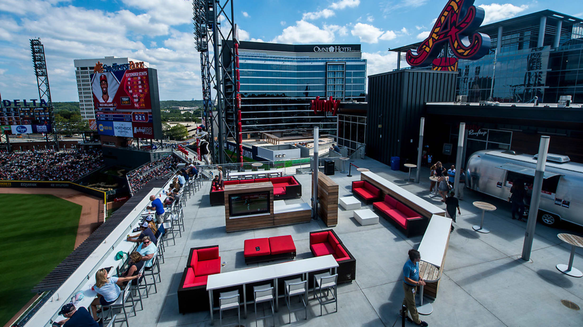 xfinity-rooftop-lounge-atlanta-braves