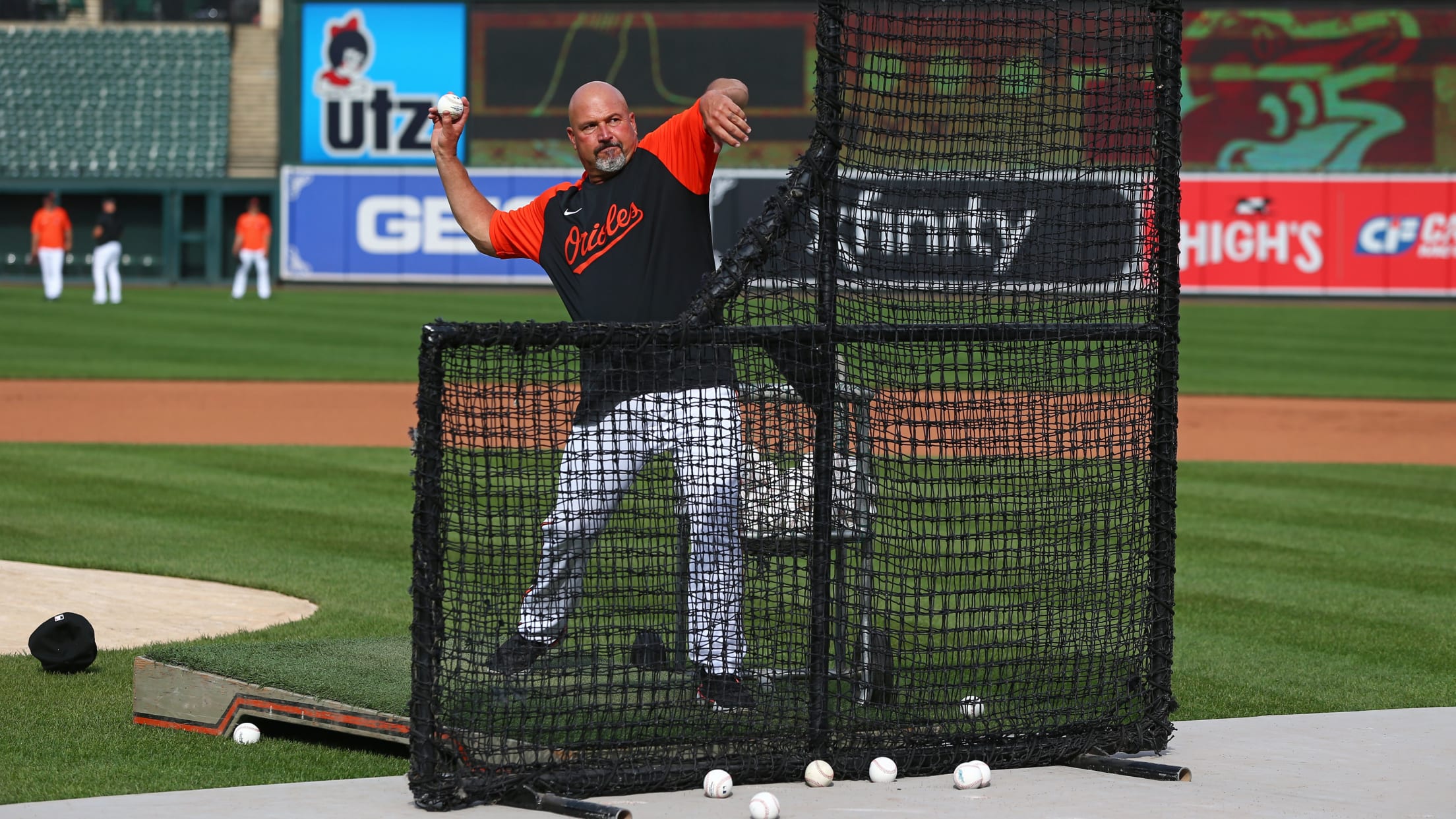 bal-catching-up-with-fredi-gonzalez-007