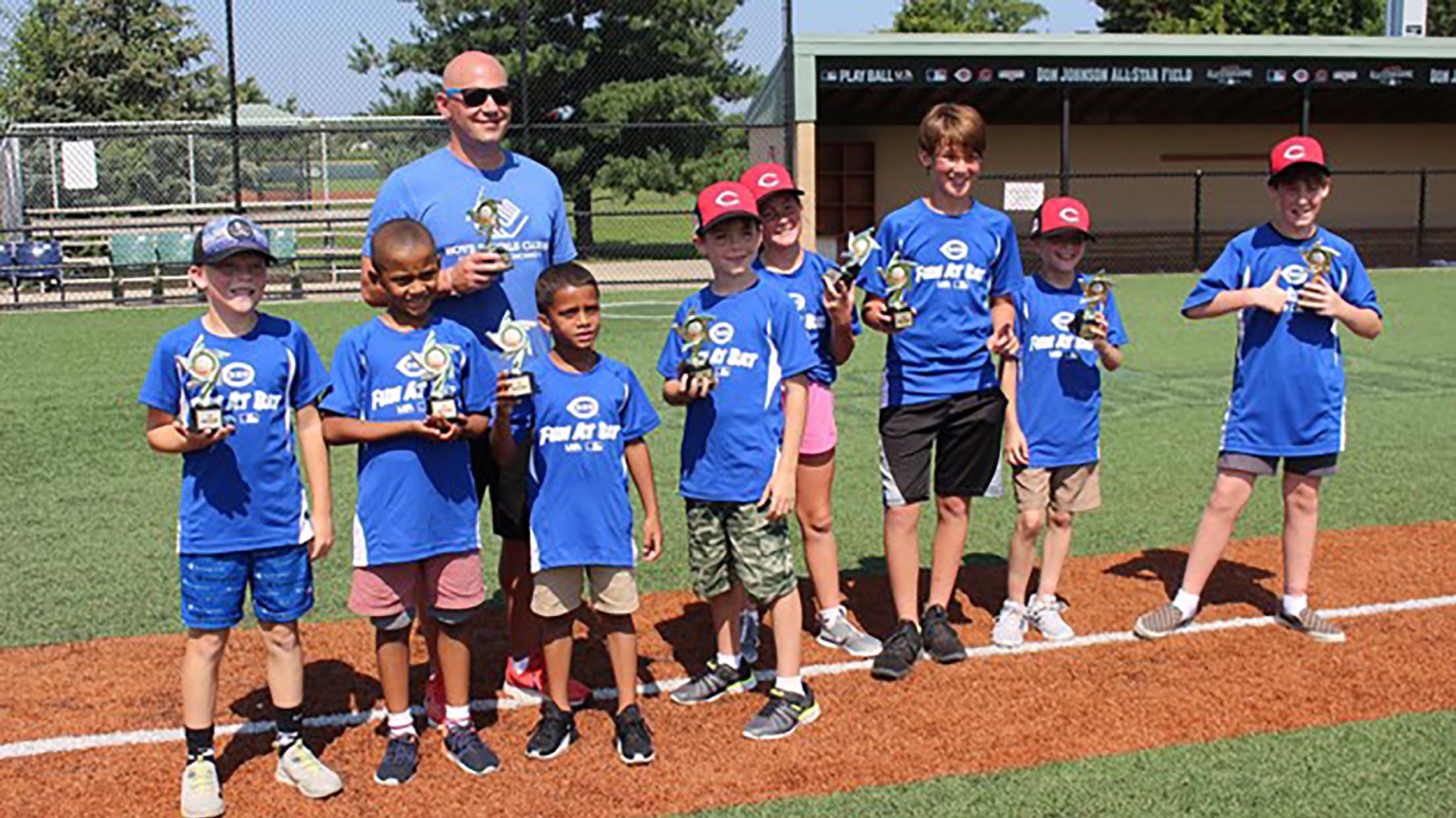 Joe Morgan mural dedicated at Cincinnati Reds Youth Academy