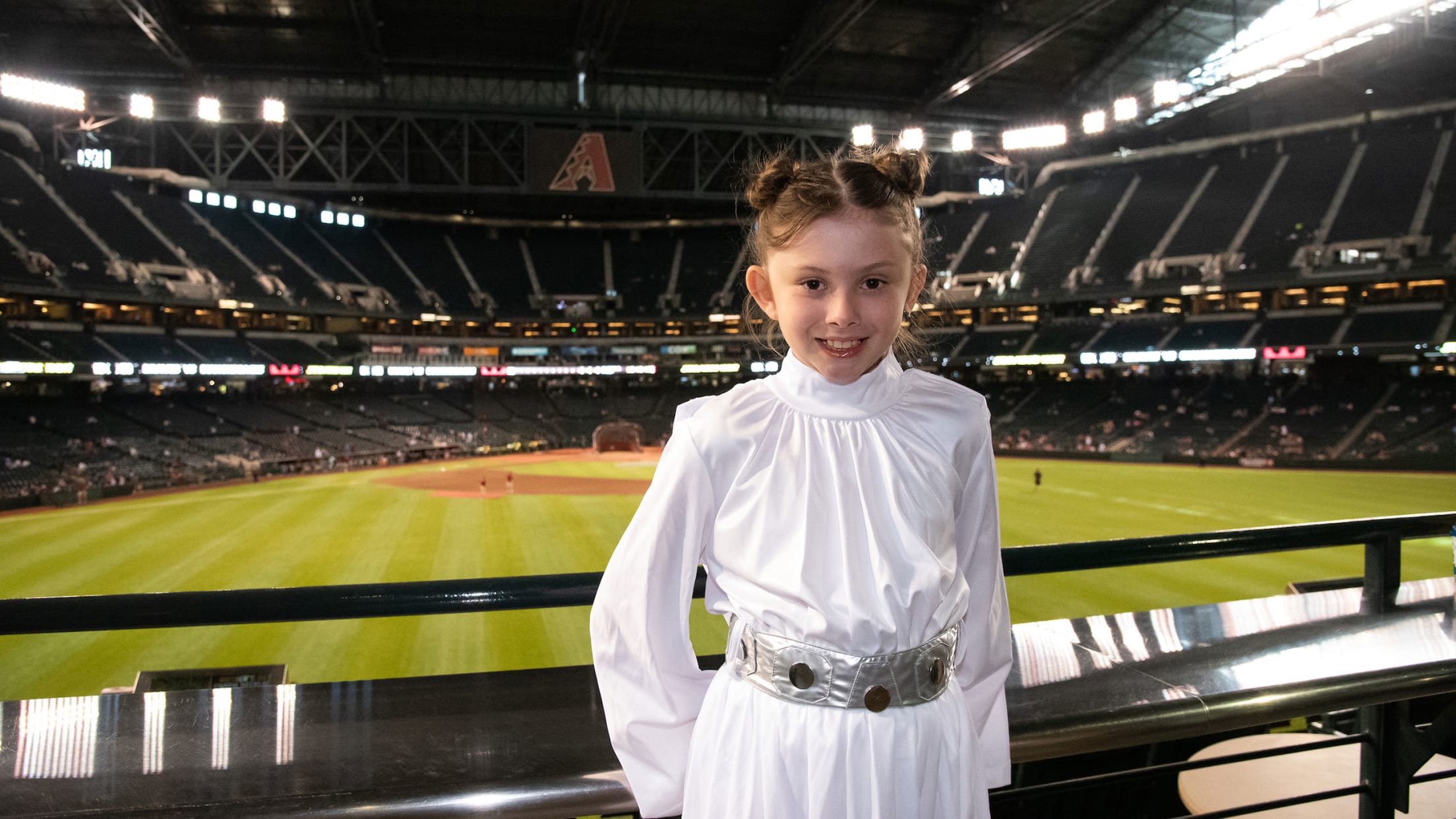 Photos: Diamondbacks fans celebrate Star Wars night at Chase Field