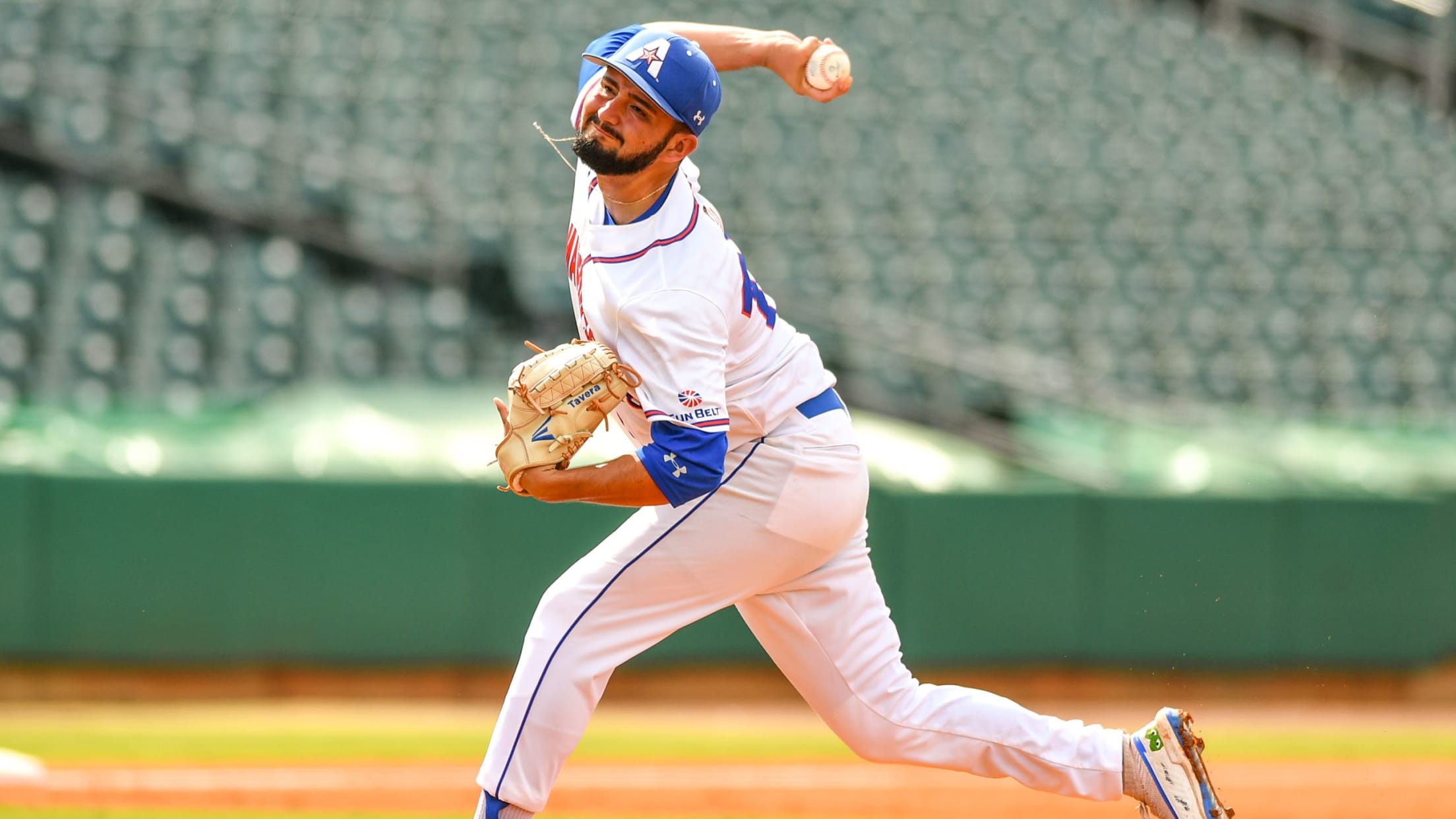 bal-carlos-tavera-2-2568x1445