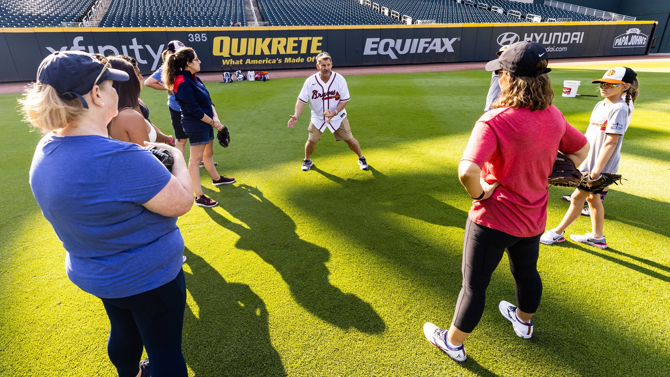 Braves hosting free women's baseball clinic