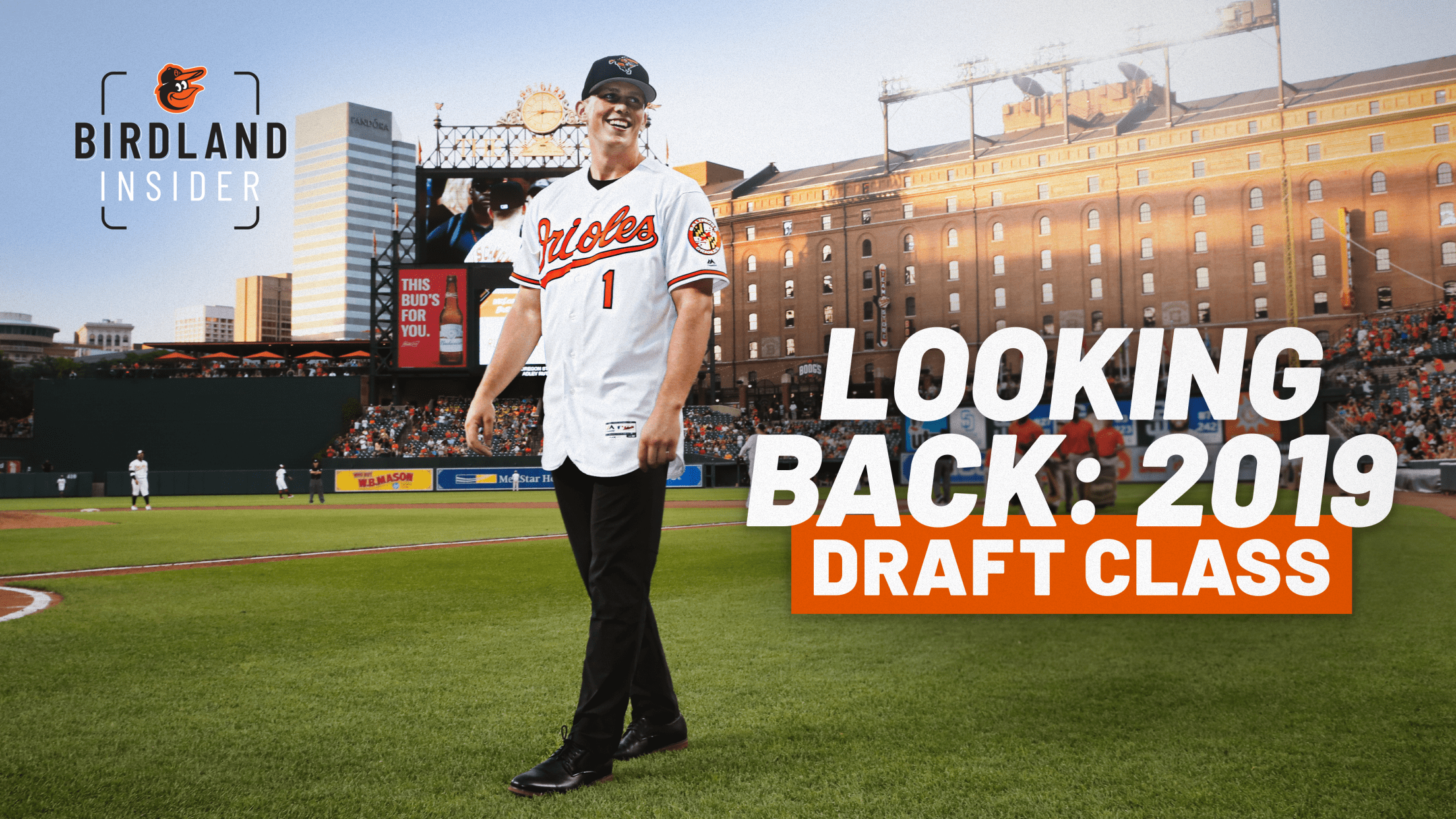 Os_BI_LookBack19_3840x2160