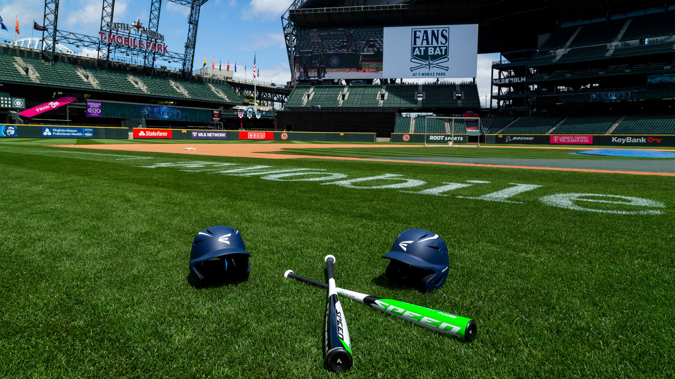 Fans at Bat at T-Mobile Park