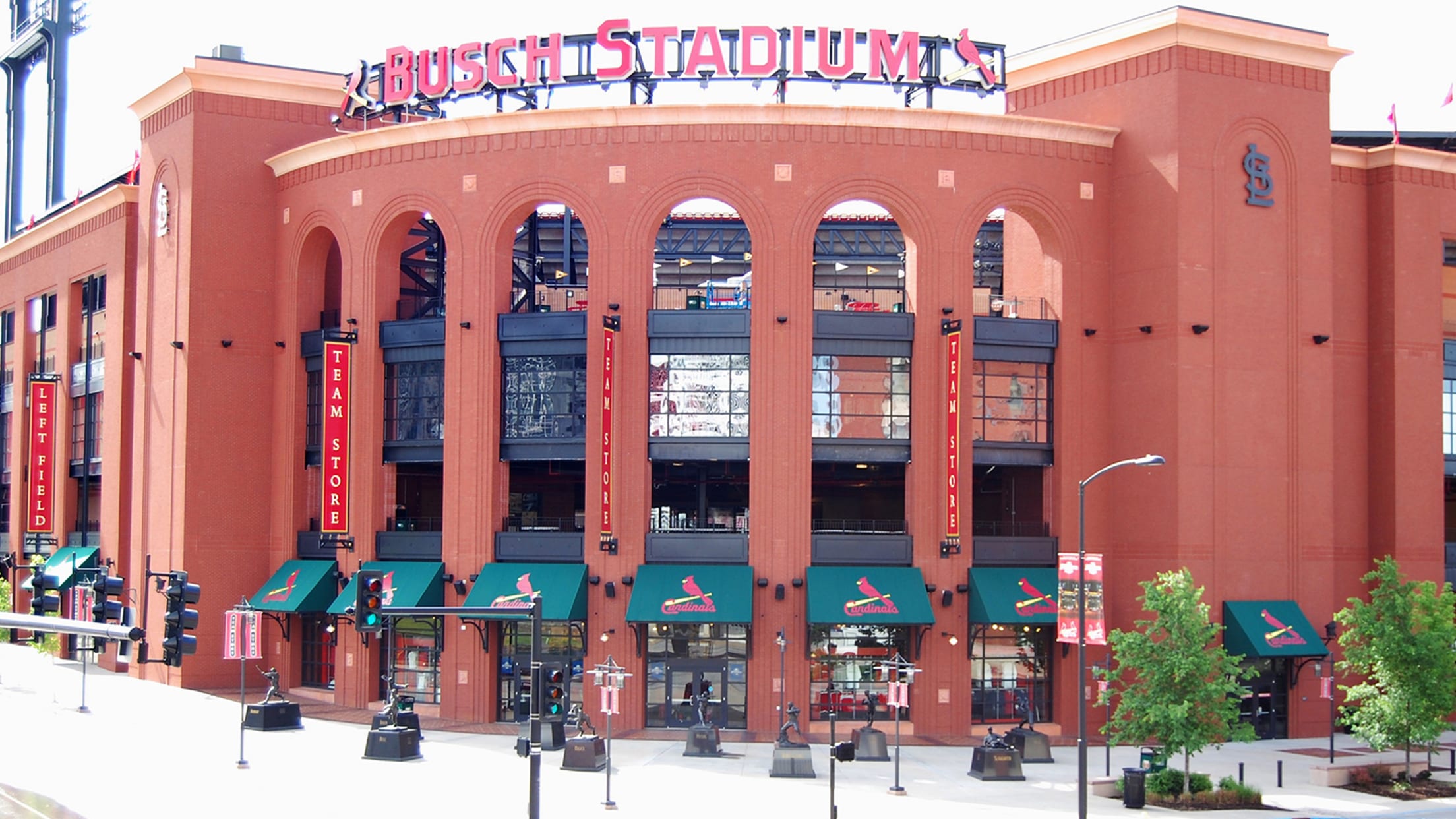 Busch Stadium Home of the St. Louis Cardinals The Stadiums Guide