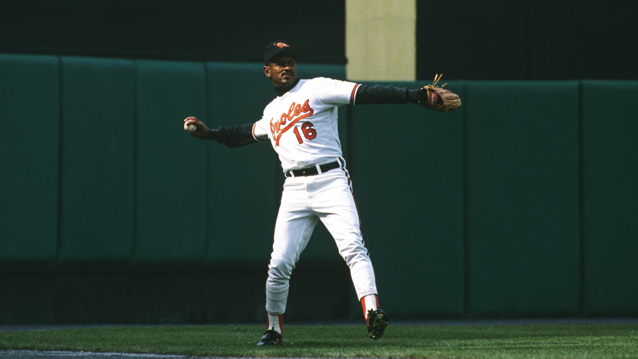 Lot Detail - 1989 Steve Finley Baltimore Orioles Game-Used Road