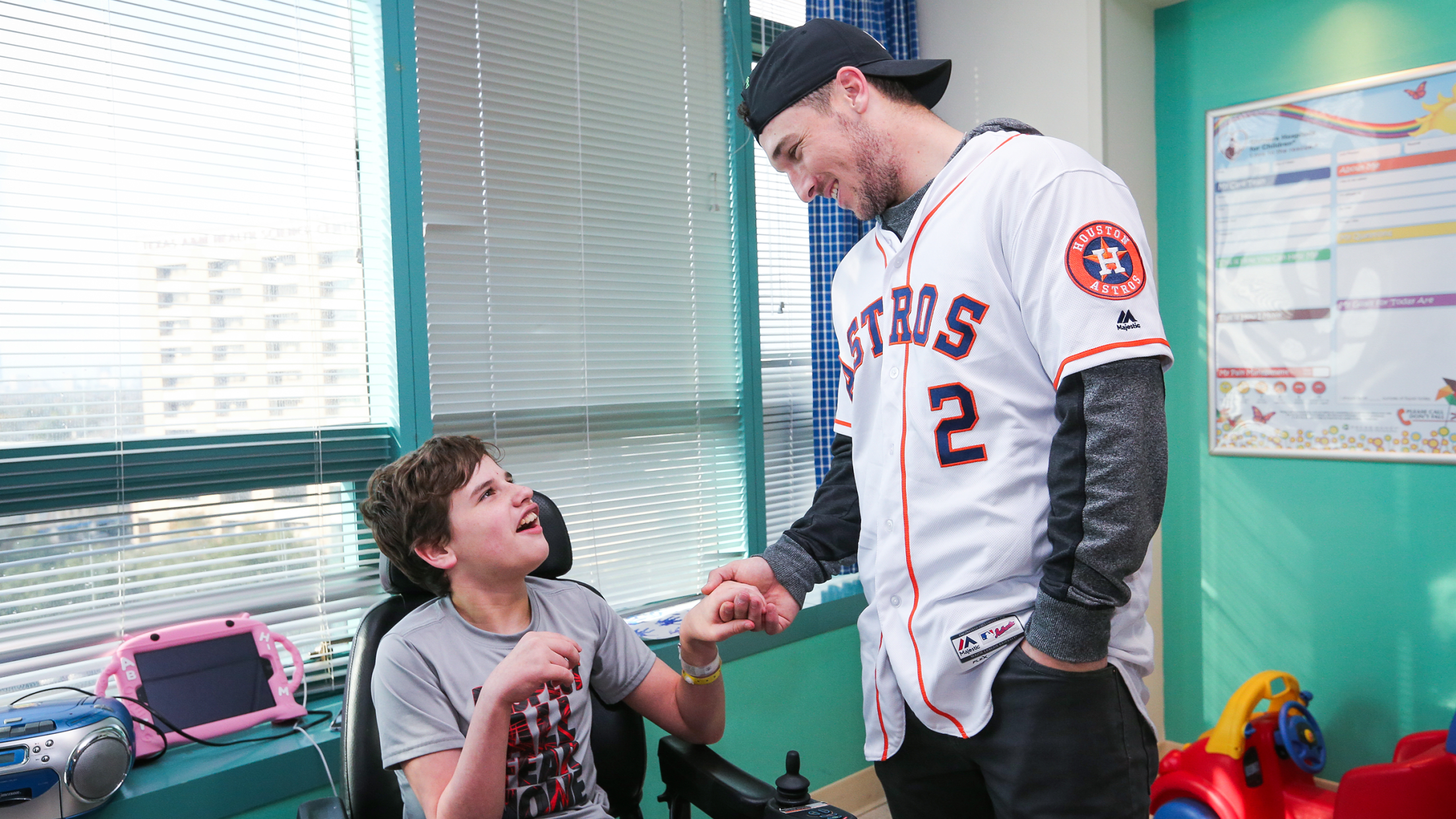 Astros Matijevic and Lee visit Whataburger By the Bay