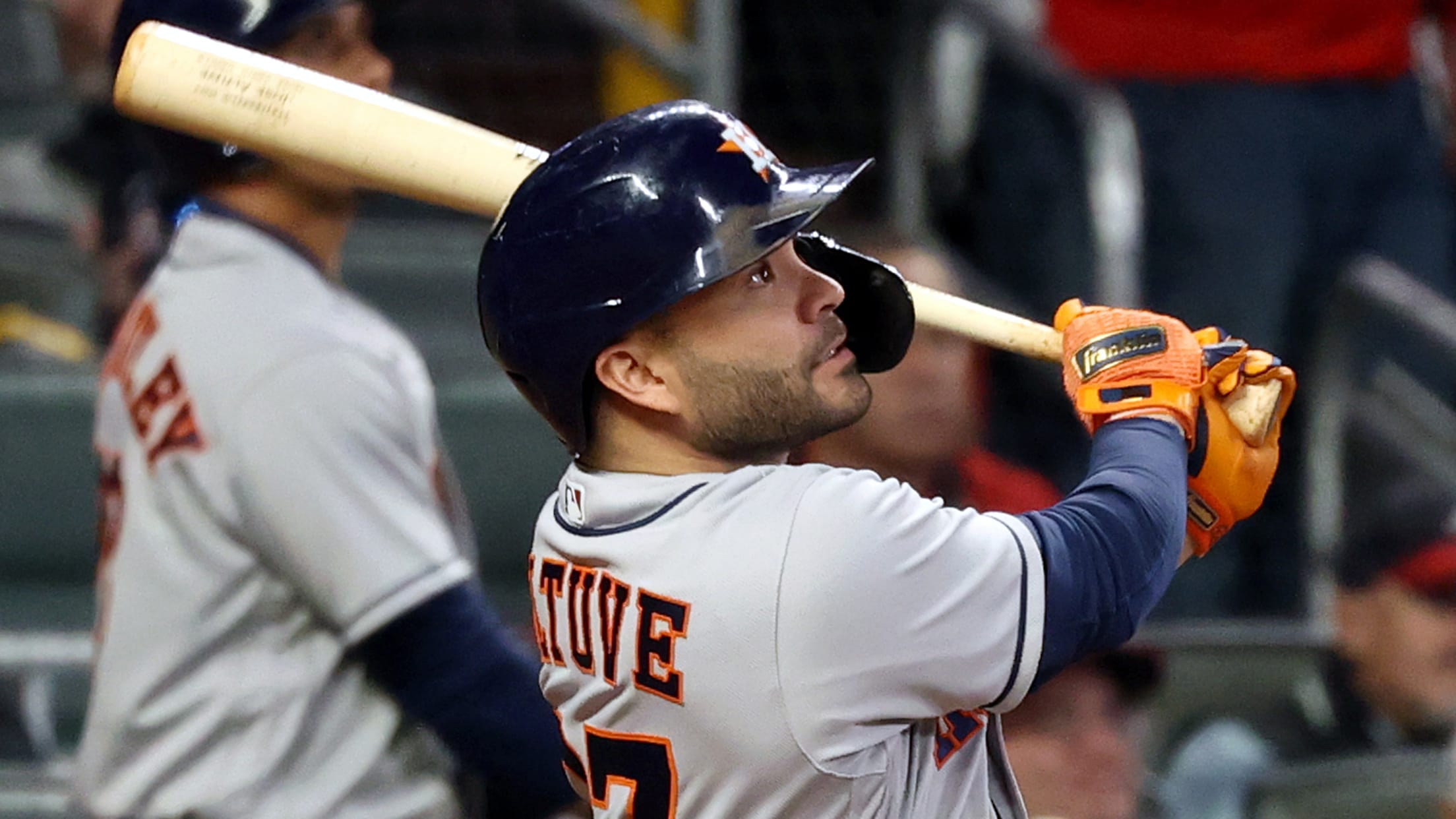 01_20211030MD_6436091