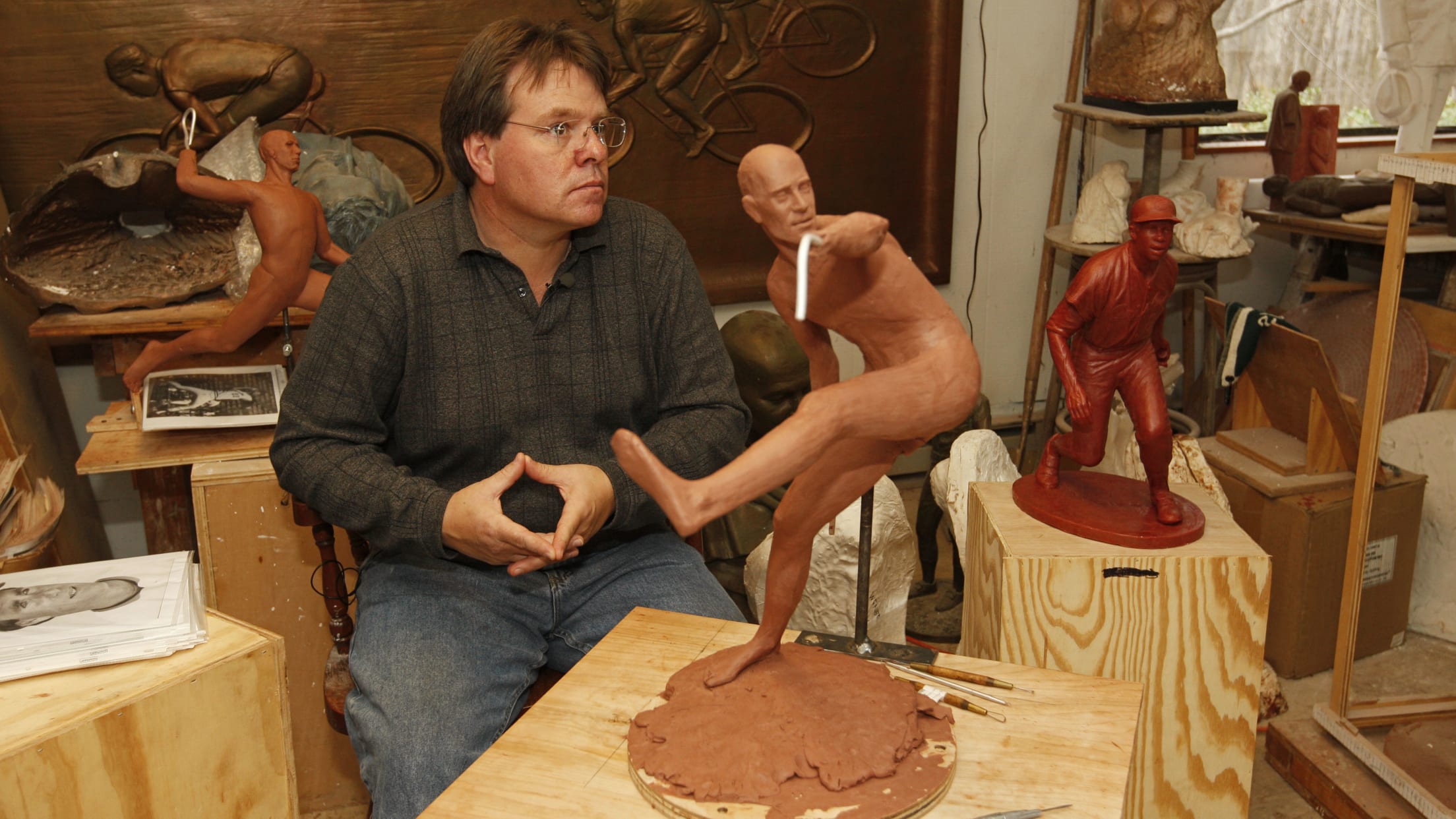 bal-the-sculptor-behind-the-orioles-legends-004