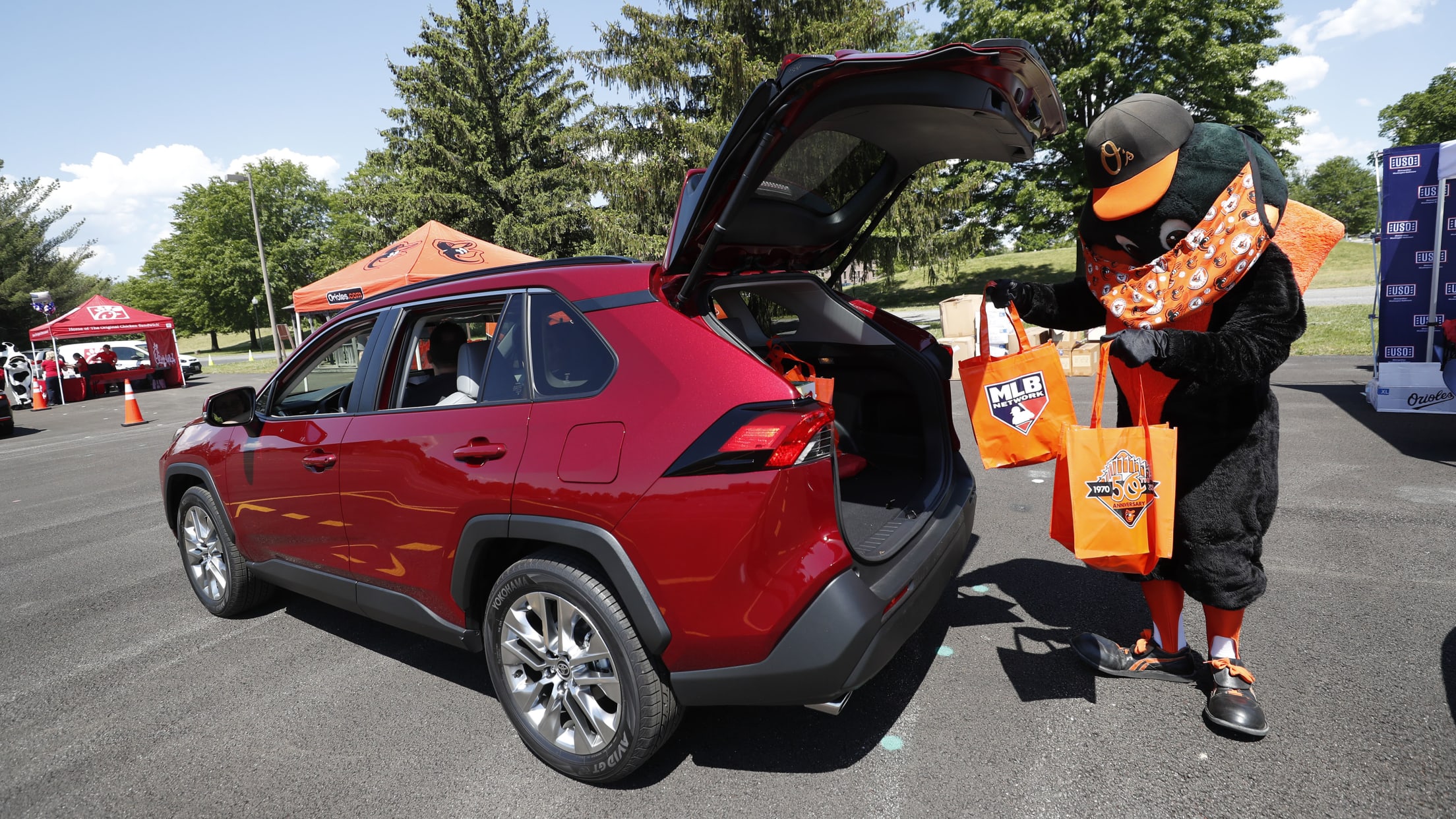 bal-the-bird-is-back-004