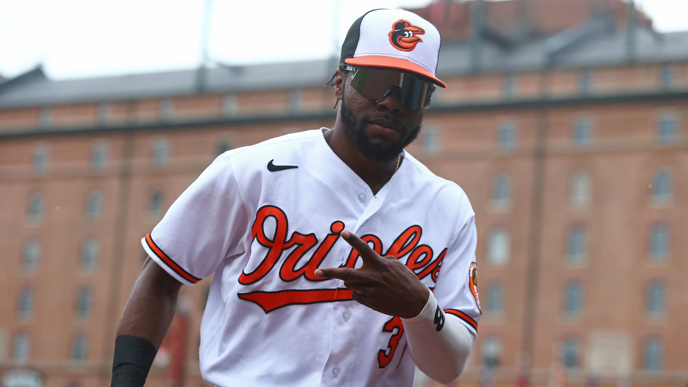 bal-2021-most-valuable-oriole-009