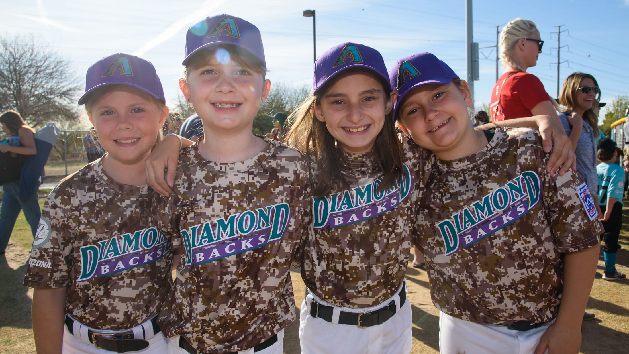 Arizona DIAMONDBACKS MLB Camo Givesback Jersey Kids T-Shirt Size XL