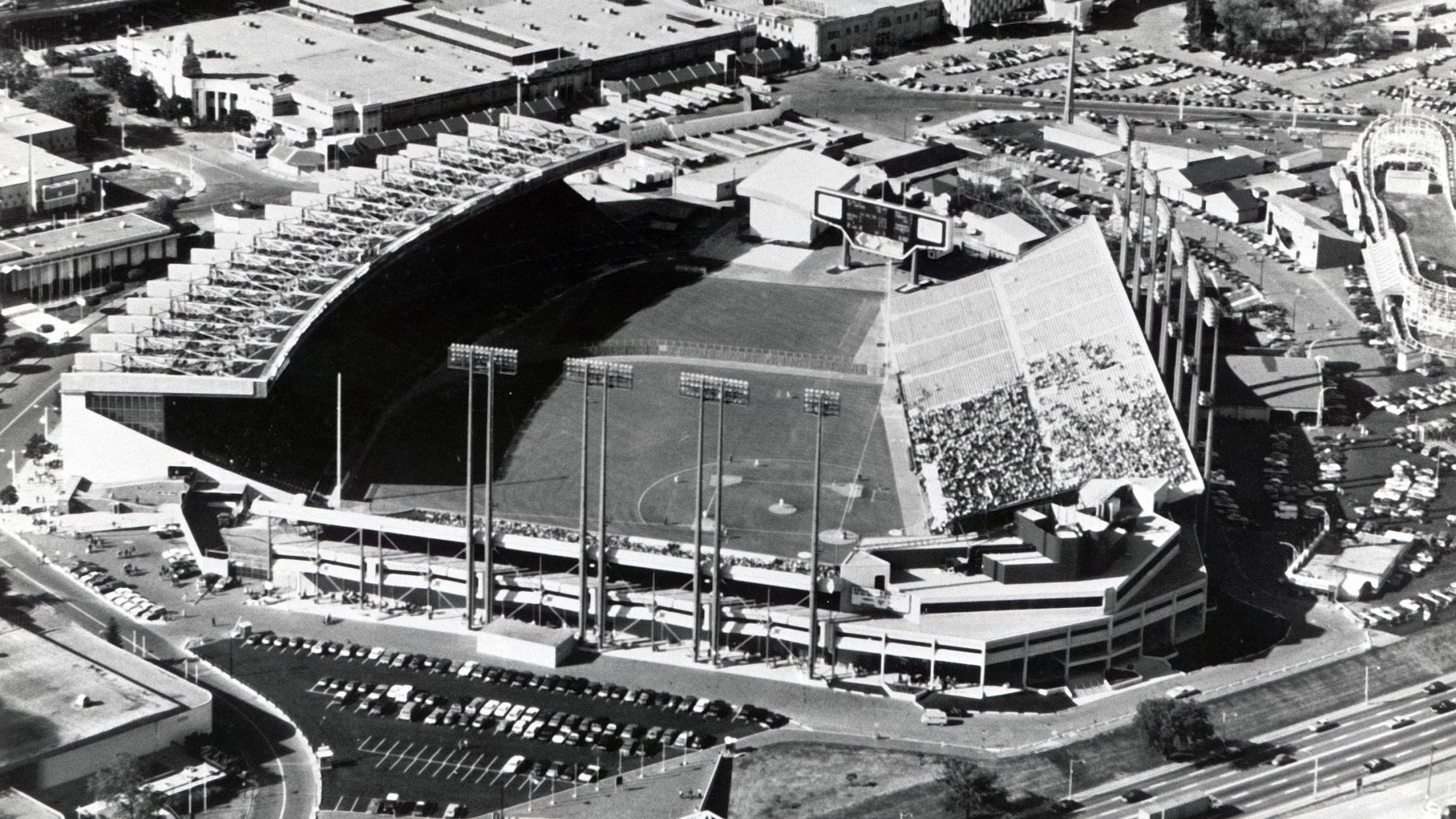 Exhibition Stadium | History | Toronto Blue Jays