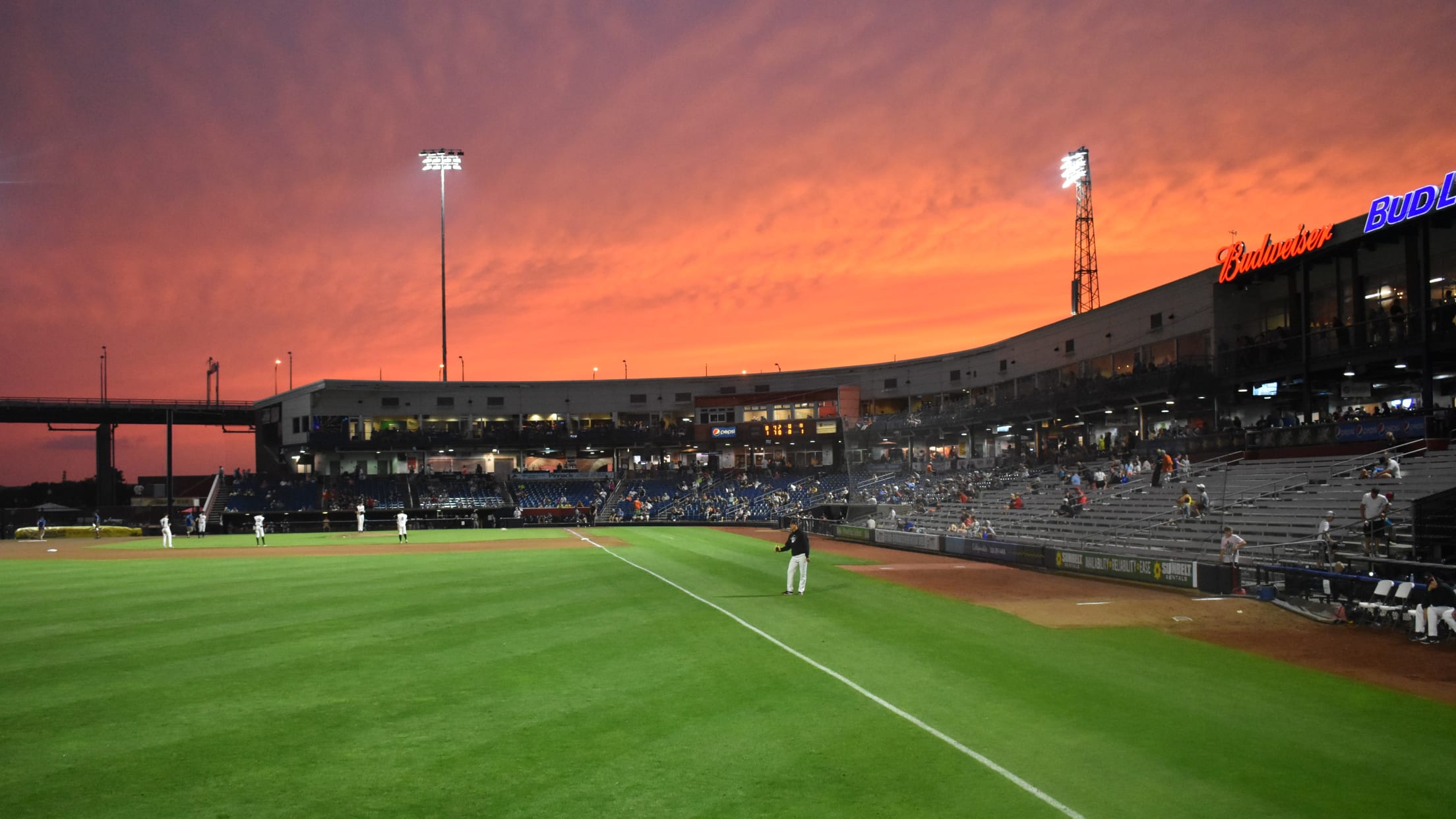  Majestic Athletic Minor League Quad City River