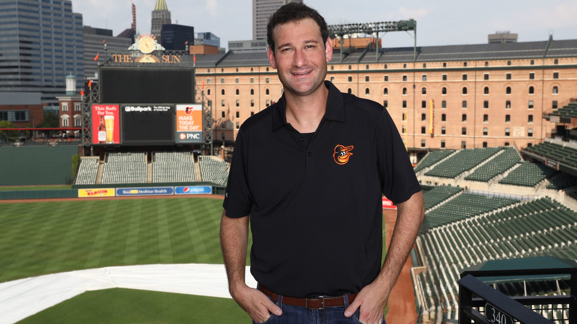 bal-brett-hollander-making-his-childhood-dream-come-true-001