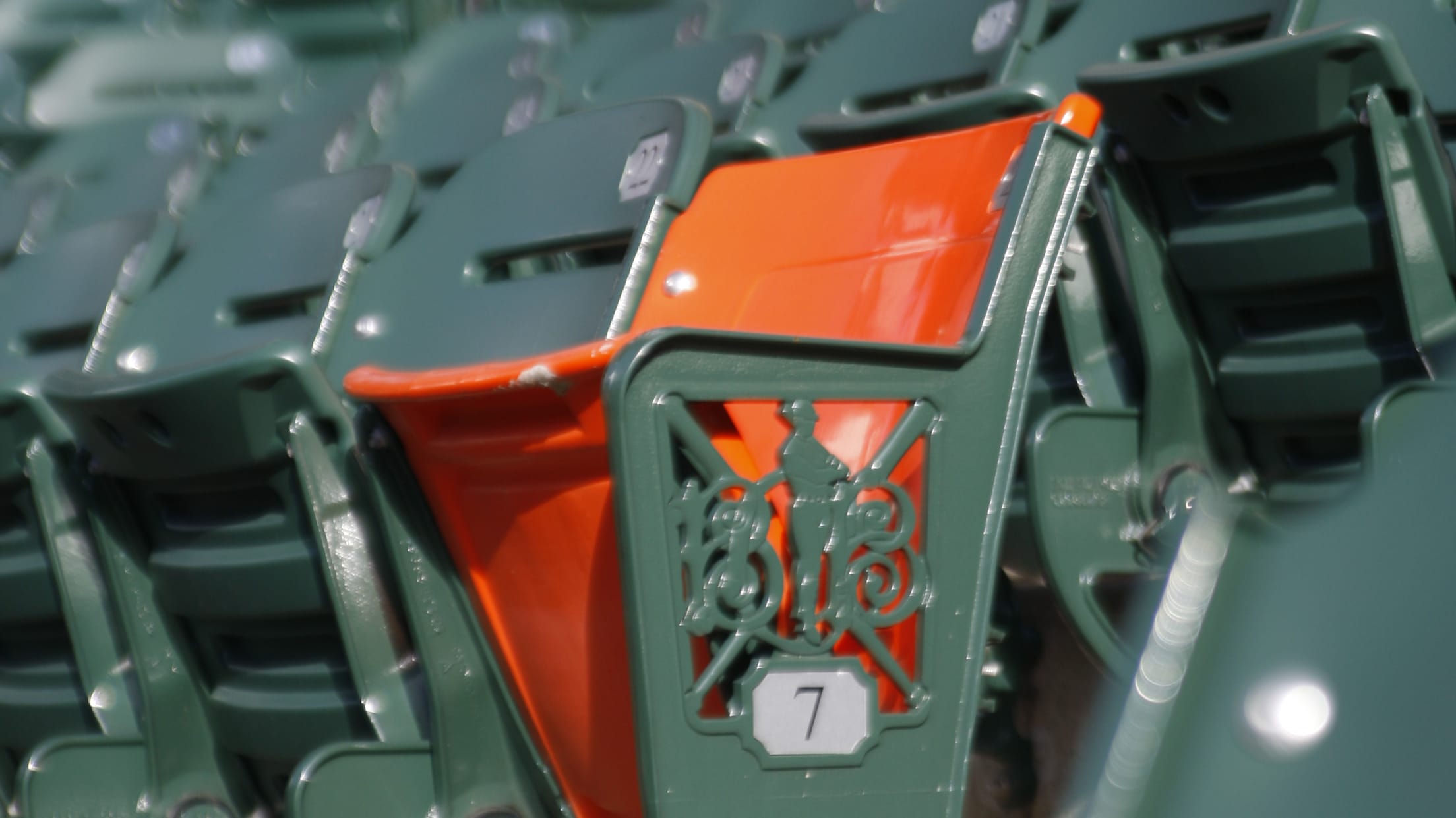 bal-remembering-eddie-murrays-500th-home-run-017