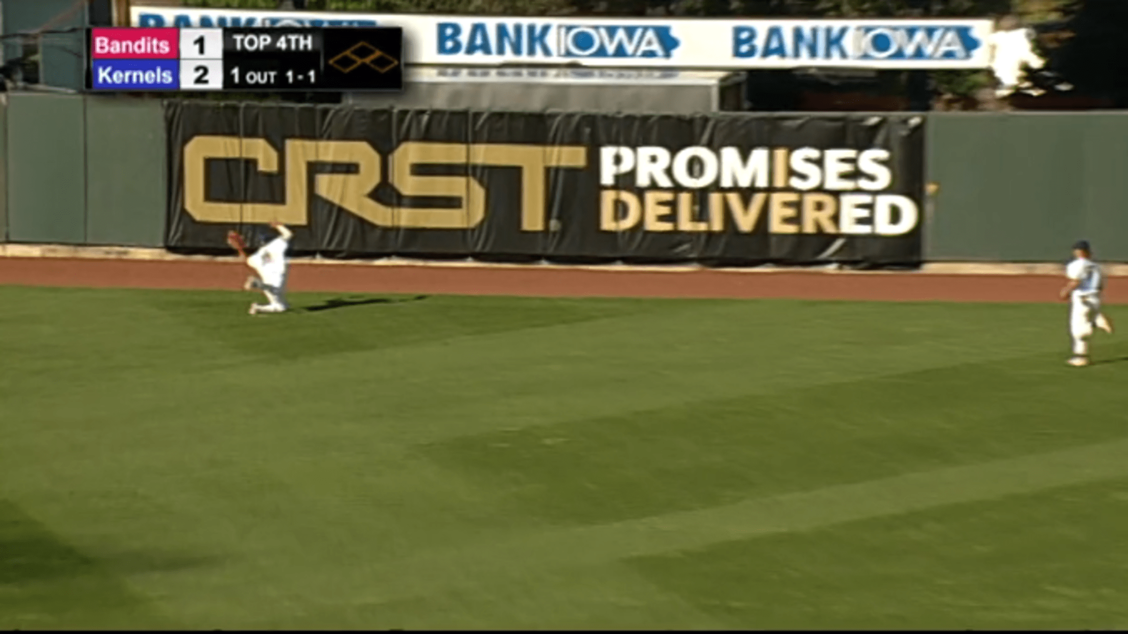 Will Holland makes leaping catch 