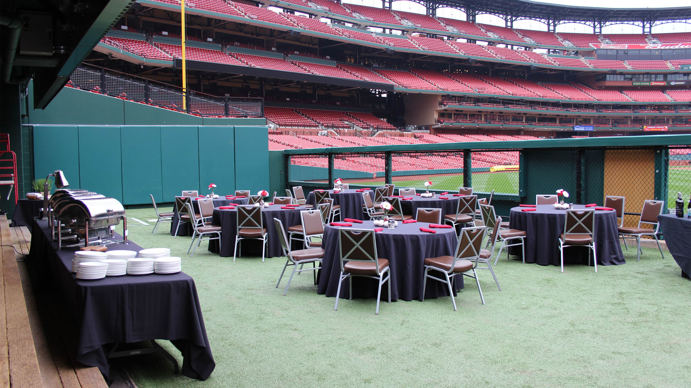 St. Louis Cardinals on X: The locker room is set after a great first night  opening dinner. Now let's play some baseball! #CardsFantasyCamp   / X