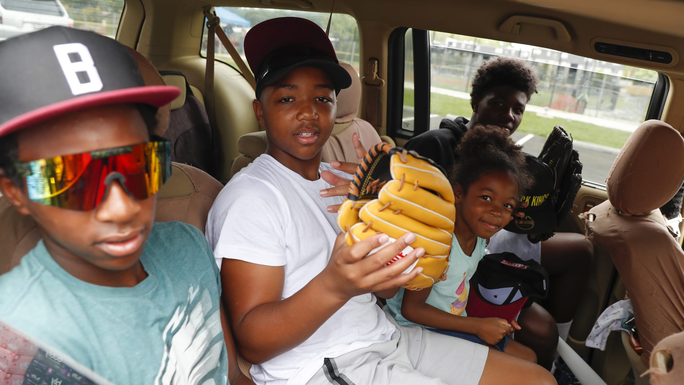 bal-stronger-together-001