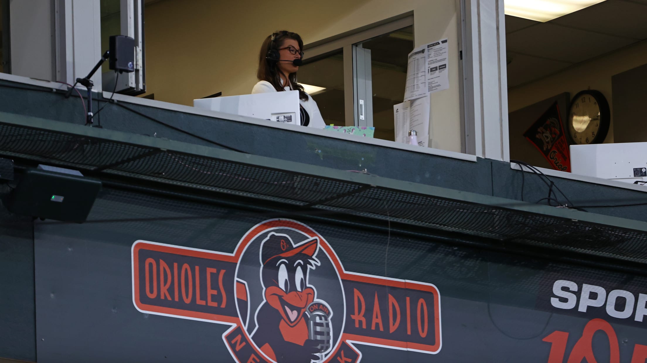 bal-melanie-newman-paving-her-path-to-the-majors-006