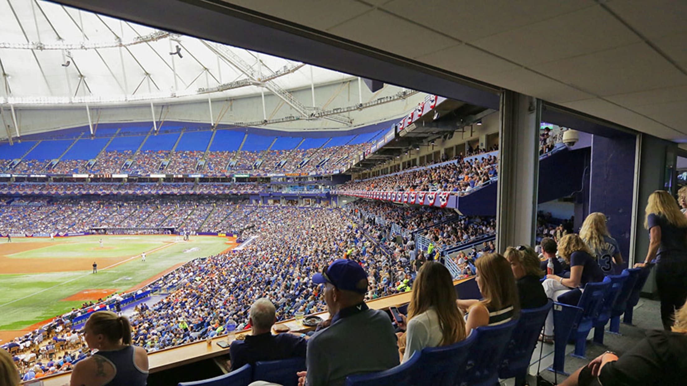 Tampa Bay Rays close off upper deck, trim capacity at Tropicana Field by  more than 5,000 – Orlando Sentinel