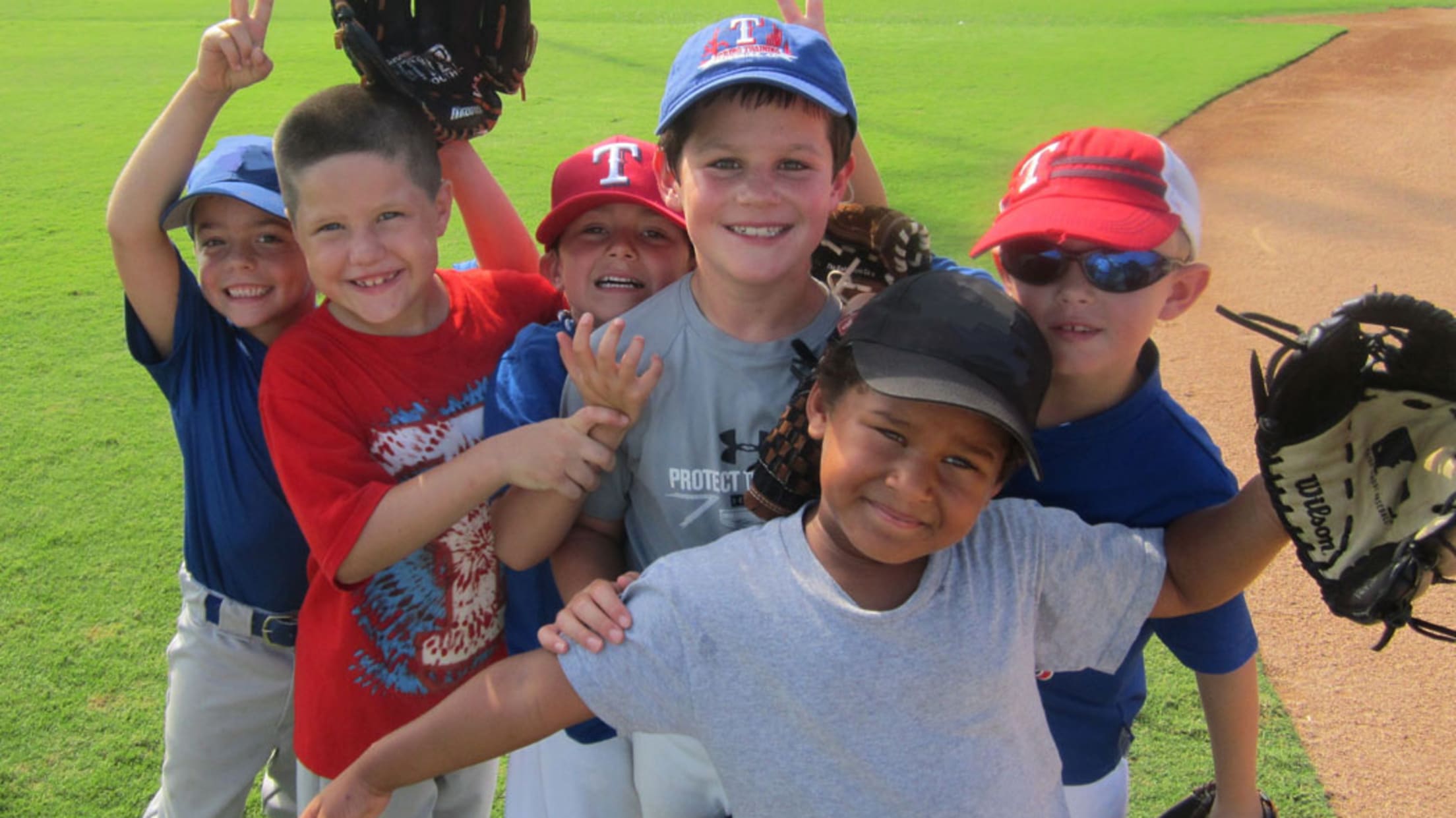 Lids Texas Rangers Tiny Turnip Girls Youth Baseball Cross Bats