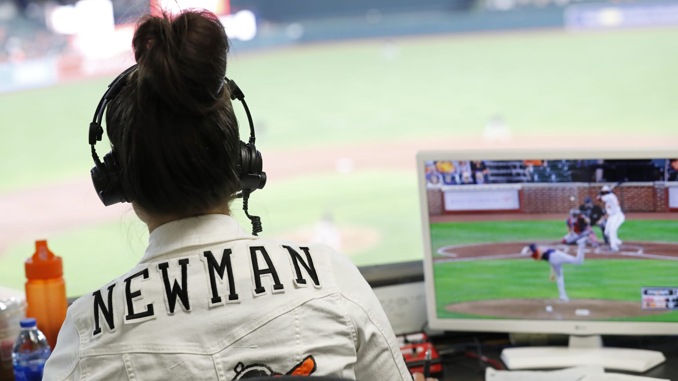 bal-melanie-newman-paving-her-path-to-the-majors-014