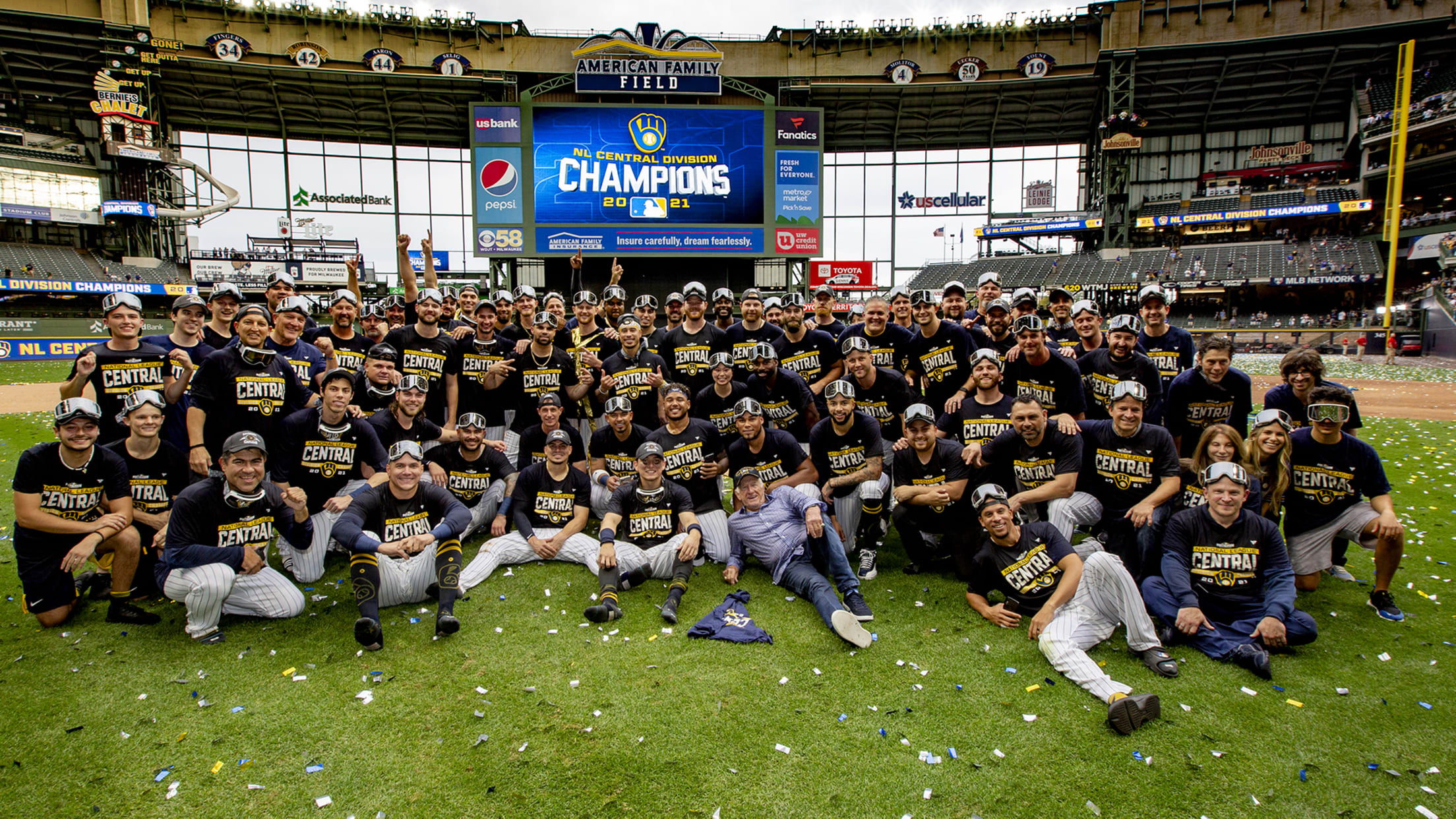 Bob Uecker in usual form as Brewers celebrate 50 years in radio booth