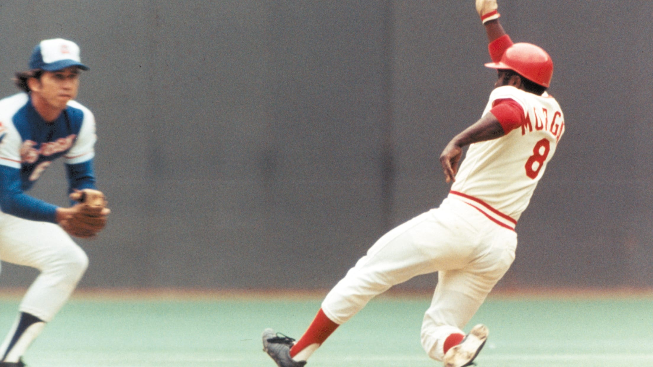 2021 Reds Opening Day: Team pays tribute to Joe Morgan, MLB legends